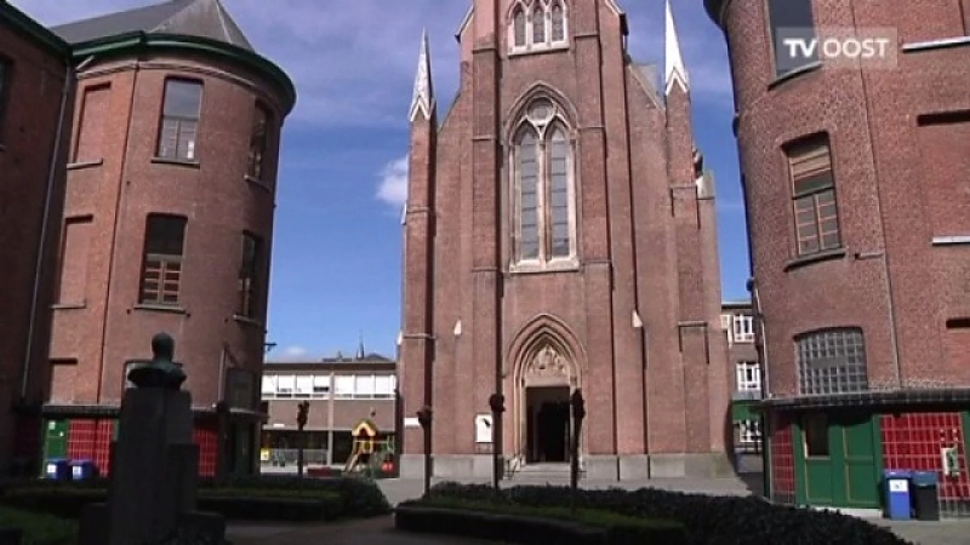 Broederschool Sint-Niklaas bouwt klaslokalen in kerk