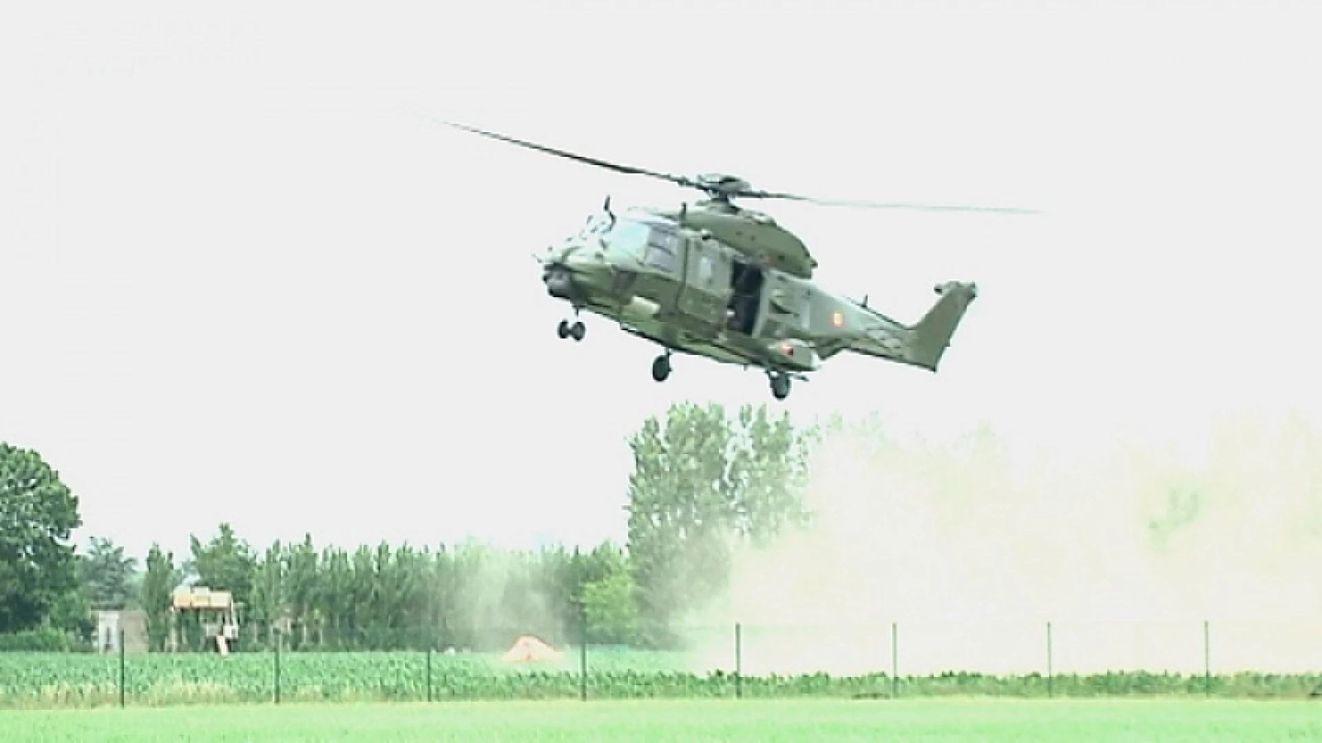 Spetterende luchtshow in Semmerzake