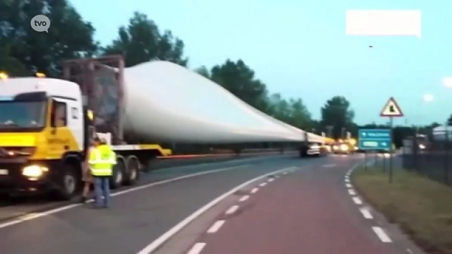 Uitzonderlijk transport in de Waaslandhaven