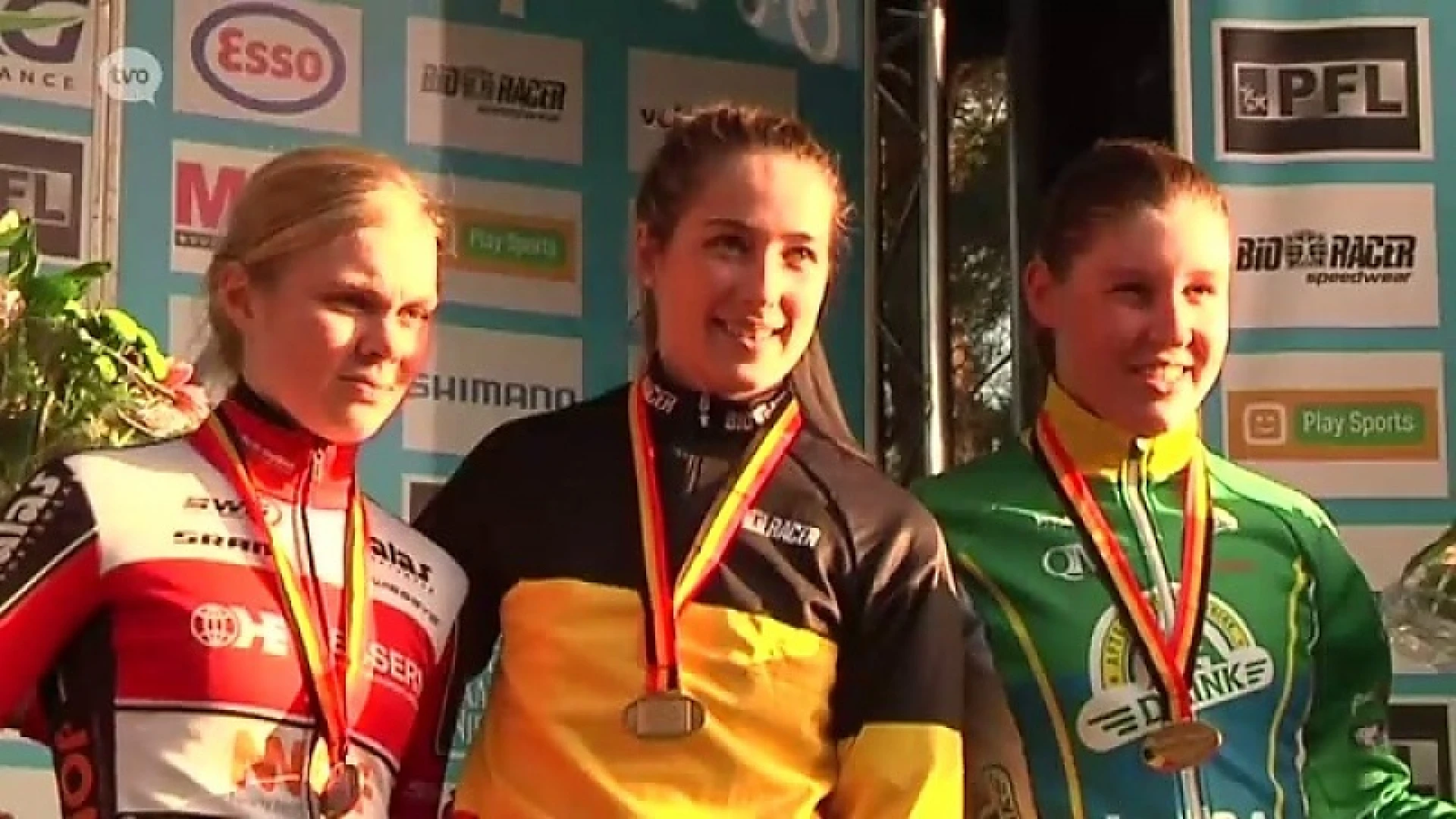 Femke van den Driessche Belgisch kampioen veldrijden bij beloften