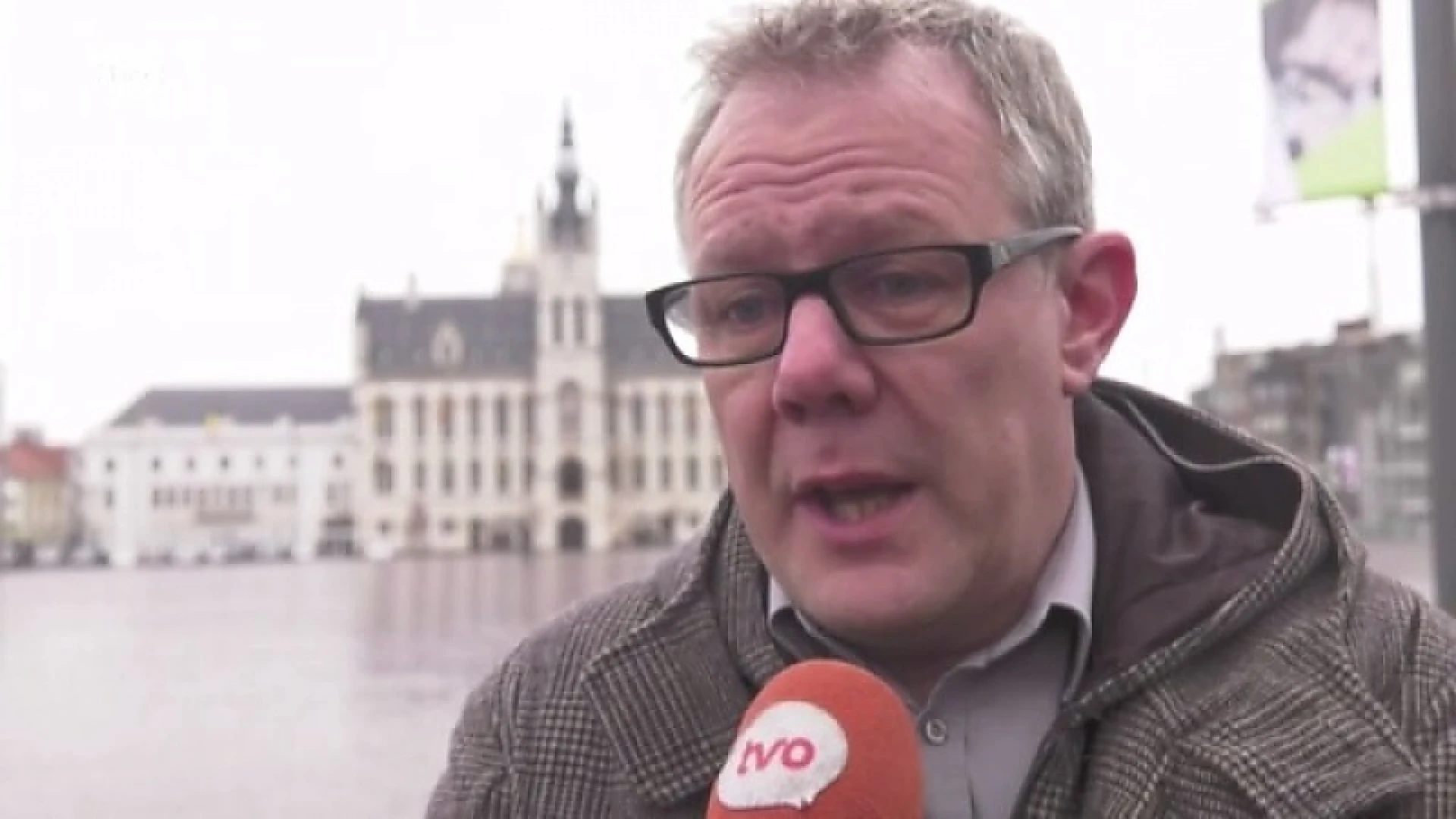 Gedeputeerde Peter Hertog gaat bemiddelen tussen ouders en uitbaters