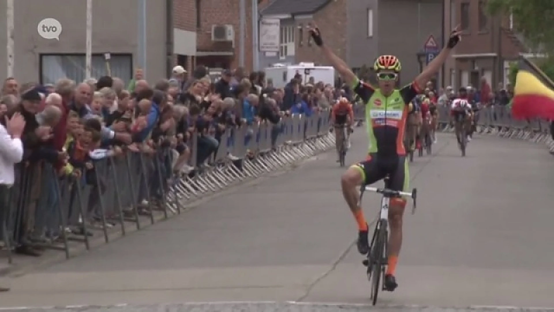 Wout van Aert wint 51ste Puivelde Koerse