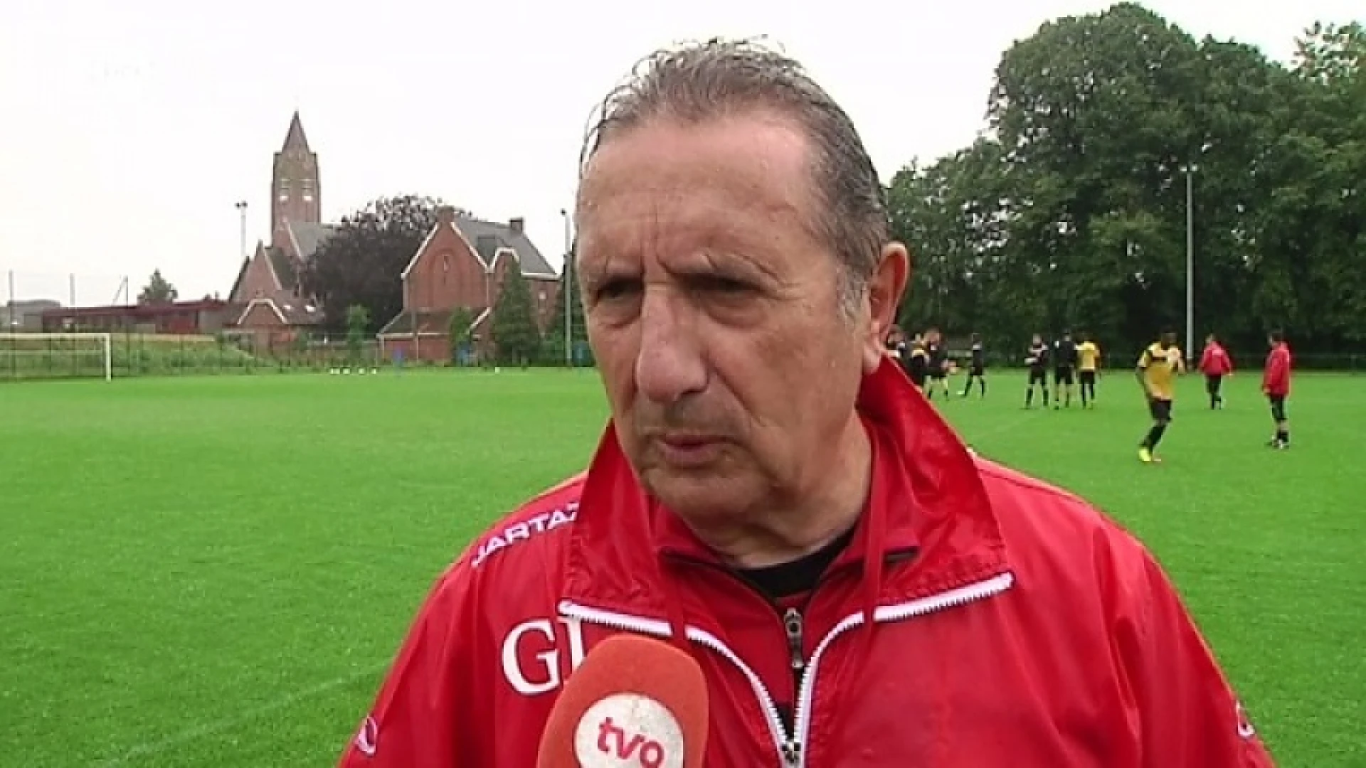 Leekens na eerste training: "Hopelijk komt er snel nog kwaliteit bij"