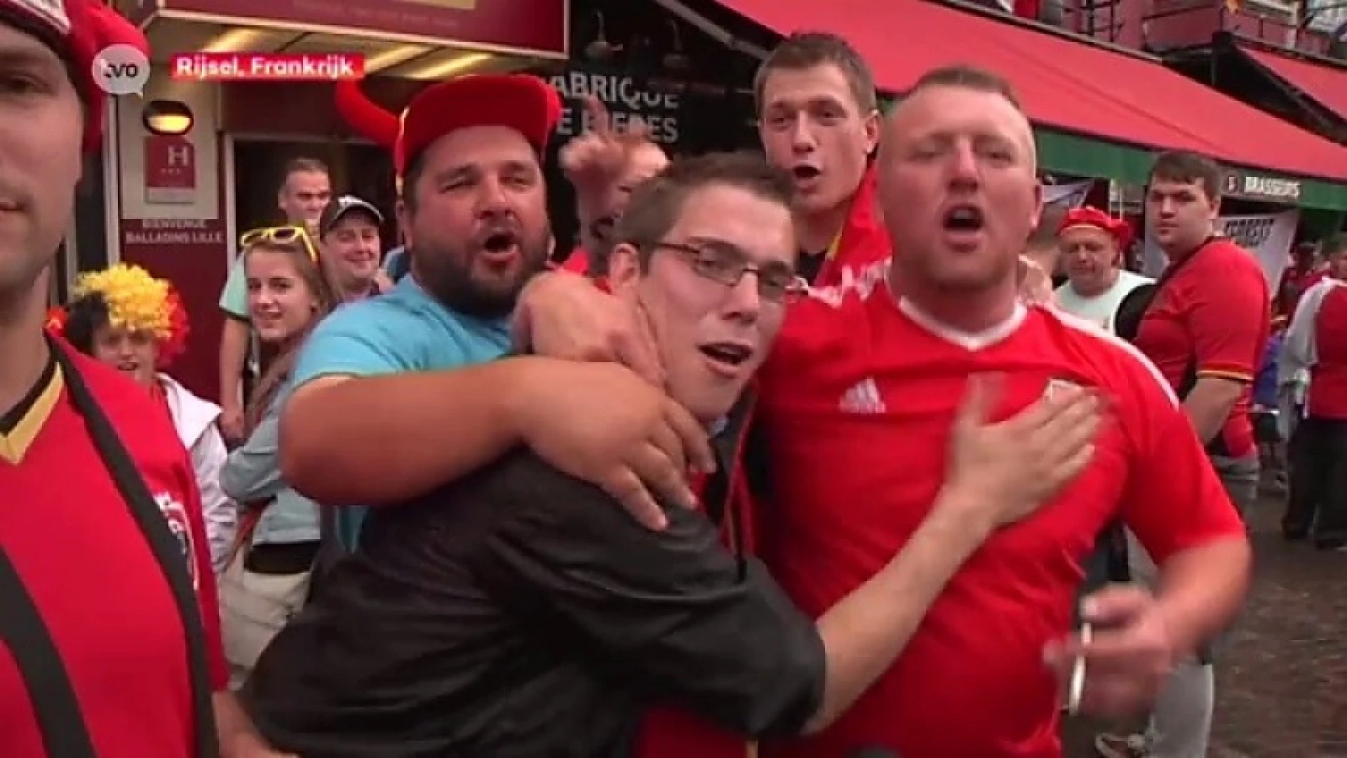 Tienduizenden Belgische fans in Rijsel om Duivels aan te moedigen