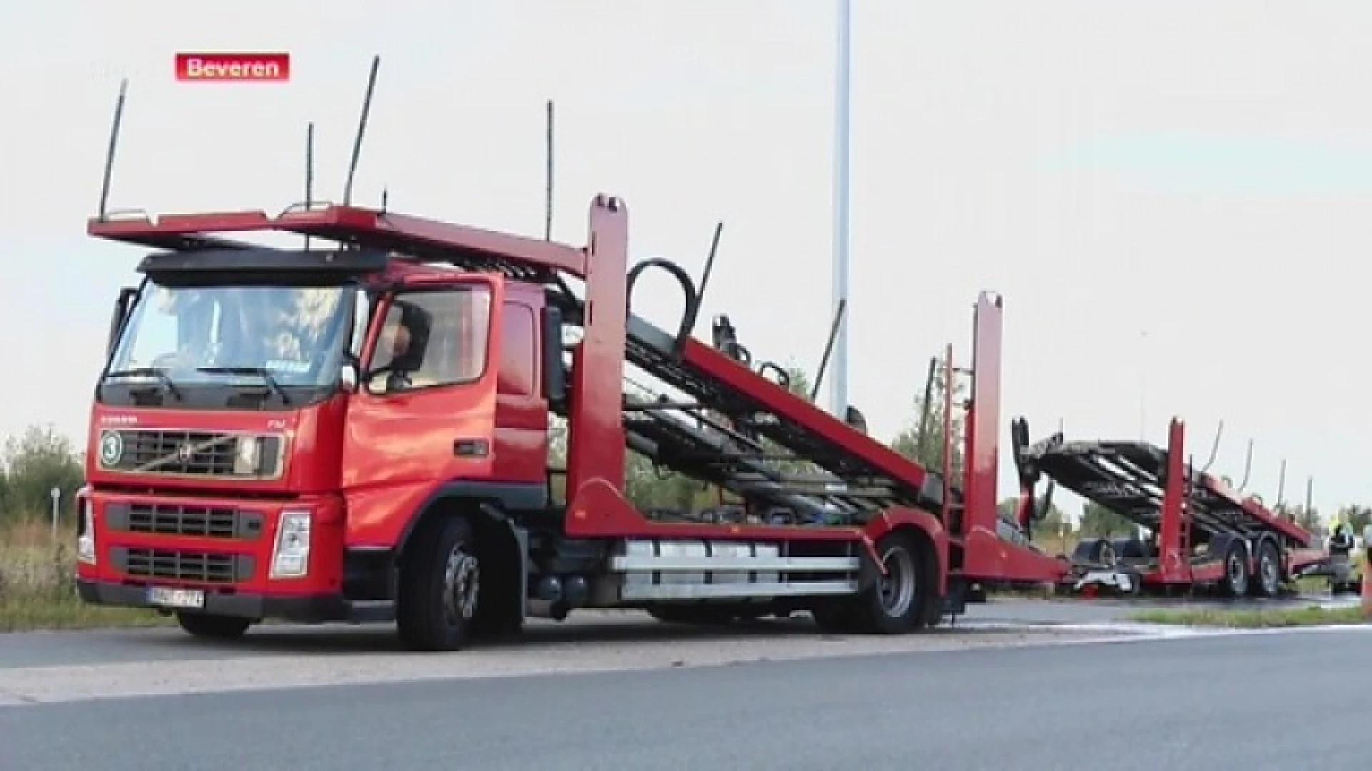 Opnieuw goederentrein tegen vrachtwagen in Waaslandhaven, geen gewonden