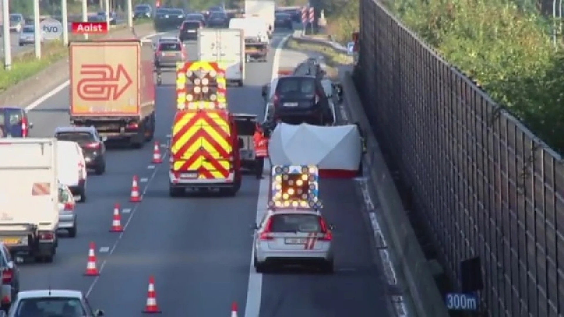 Man van 60 komt om bij verkeersongeval langs E40 in Aalst