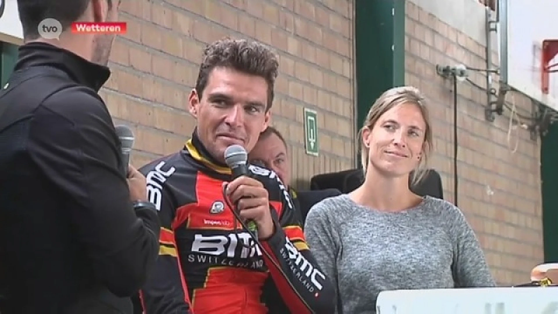 Van Avermaet keert terug naar oude school: "Ik heb hier mijn vrouw leren kennen"