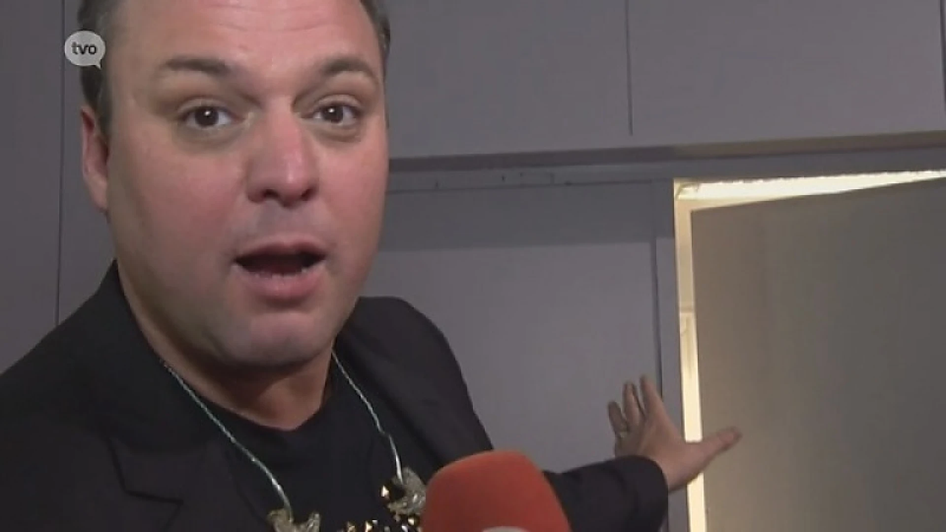 Frans Bauer wordt vliegende reporter voor het TV Oost Nieuws