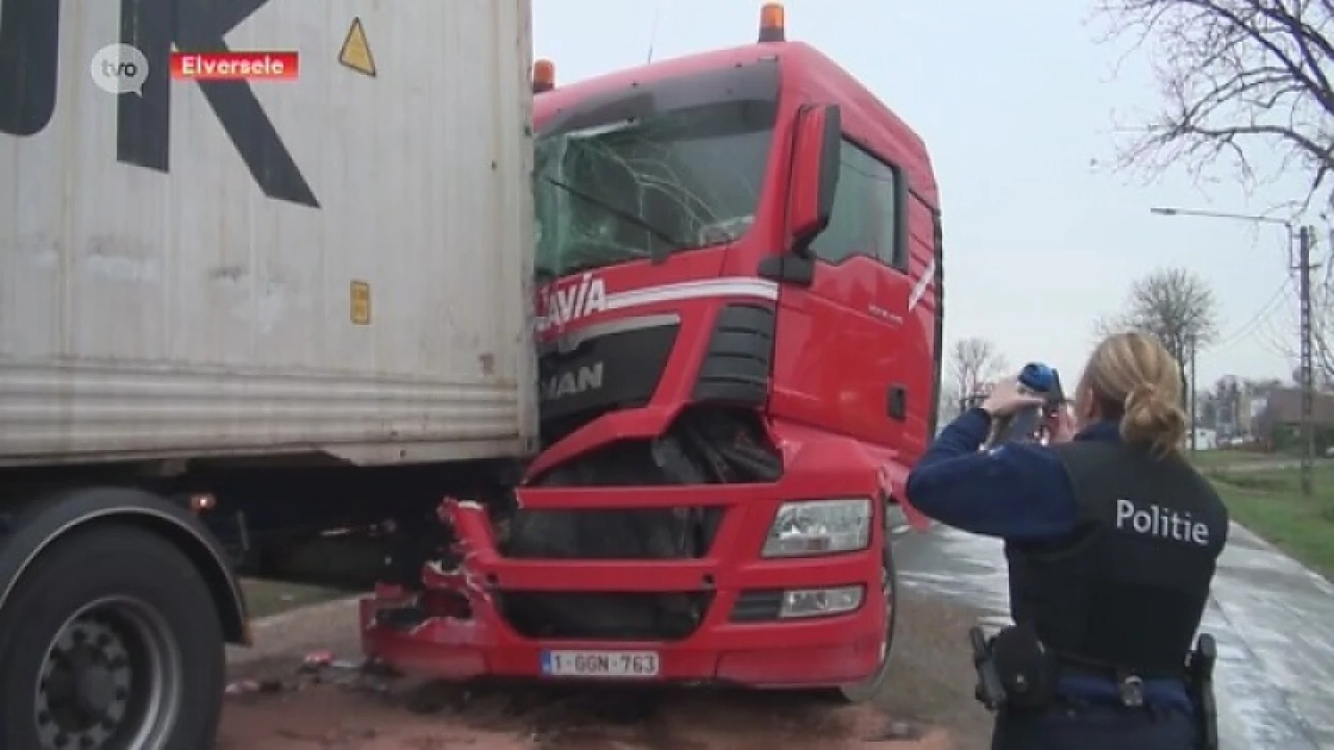Zware verkeershinder op N41 in Hamme door ongeval met 3 vrachtwagens
