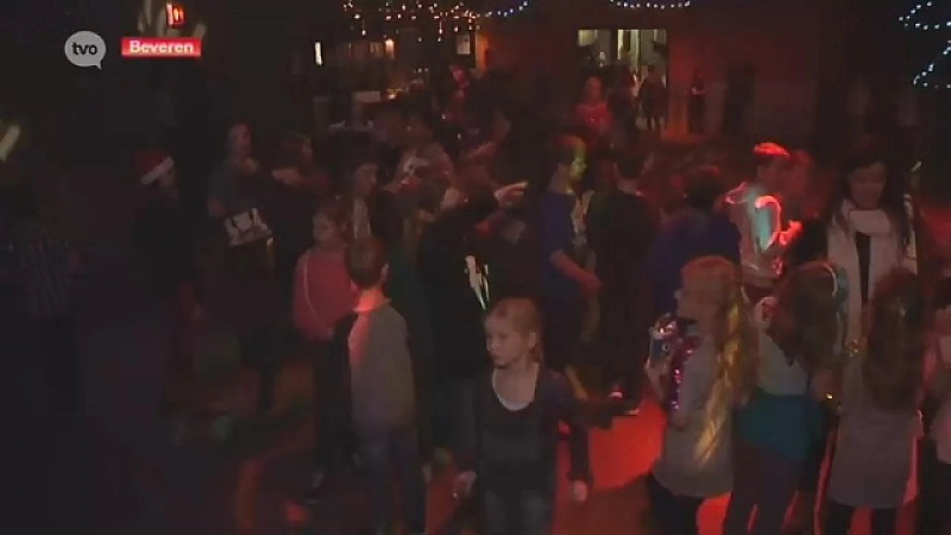 Kinderen feesten de kerstziel uit hun lijf op kinderkerstfuif in Beveren