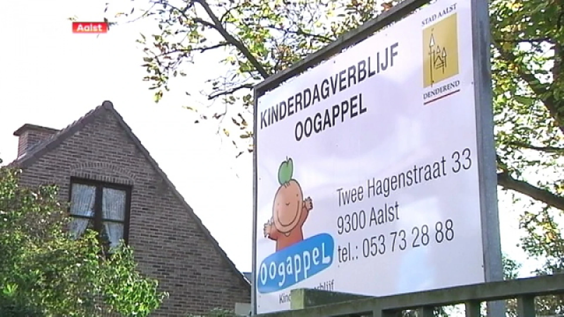 Aalst: Baby vast met hoofd in poortje crèche