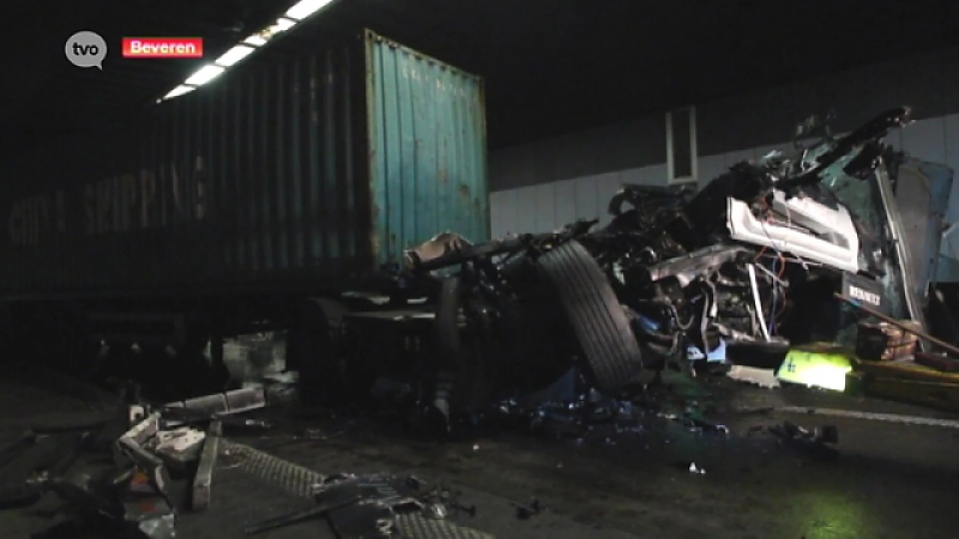 Kettingbotsing met 8 voertuigen in Beverentunnel