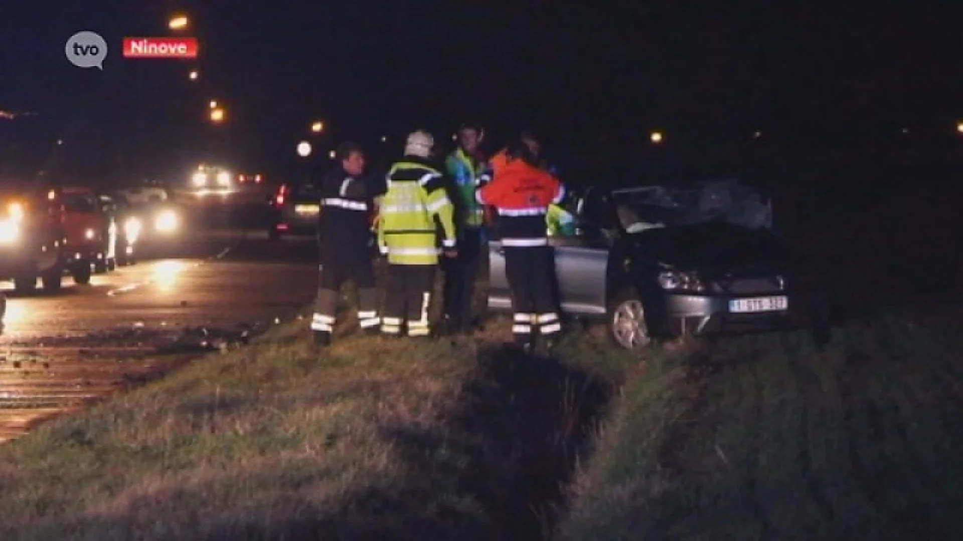 2 gewonden bij frontale botsing in Ninove