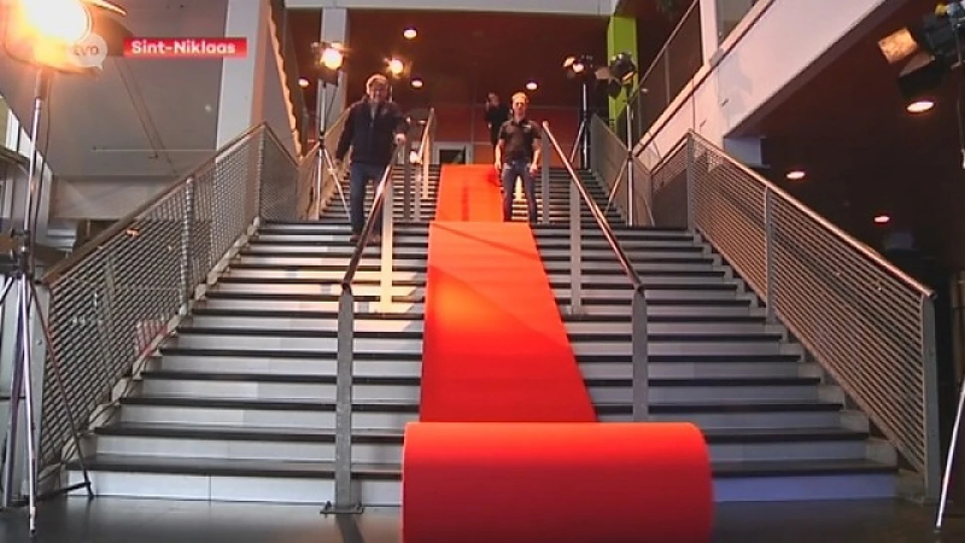 Hoofdafbeelding voor artikel LIVE: Sint-Niklaas rolt rode…