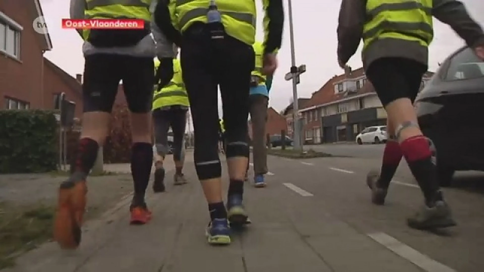 Snelwandelaars doen Ronde van Vlaanderen in drie dagen