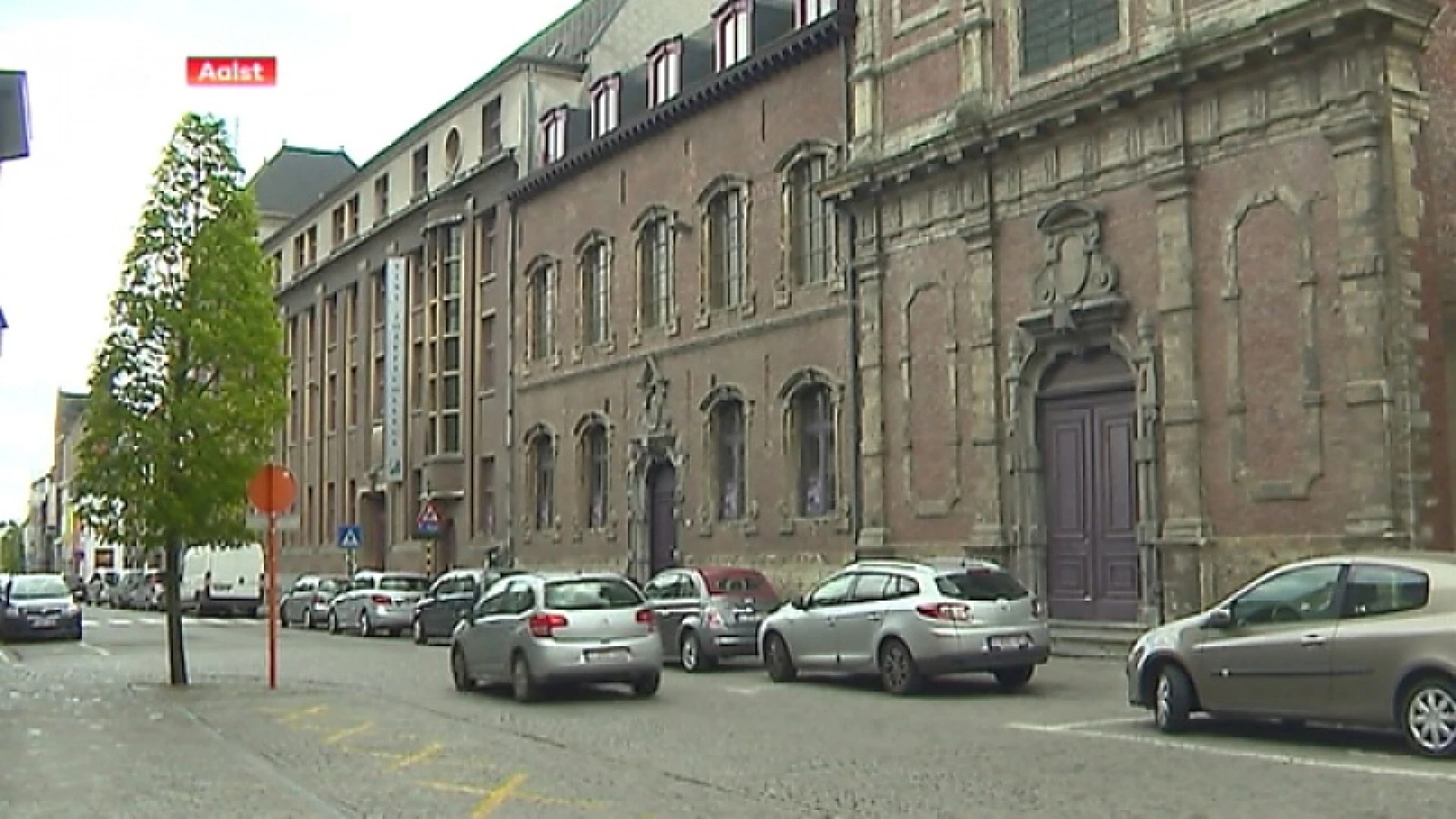 School Aalst zet leerlingen die bed onder plassen op vliegtuig naar huis