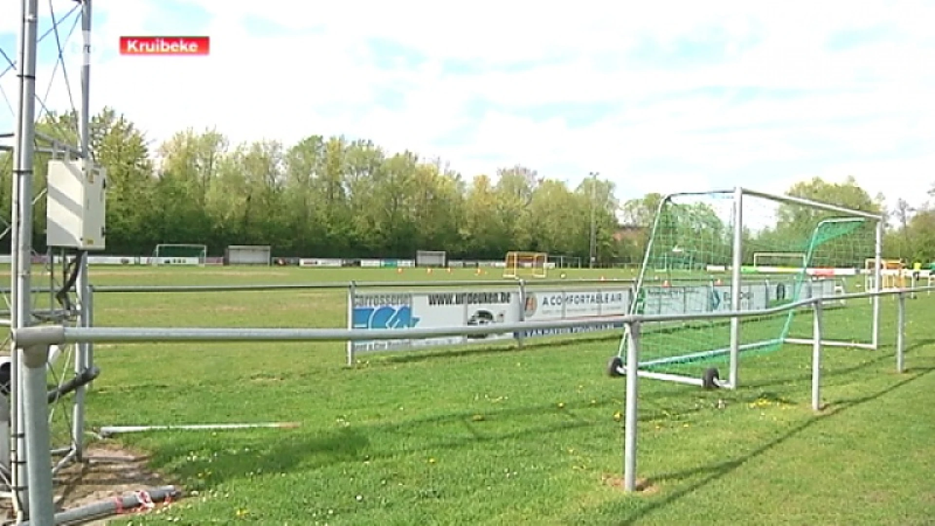 Voetbalvelden Dulpop Kruibeke zwaar vervuild