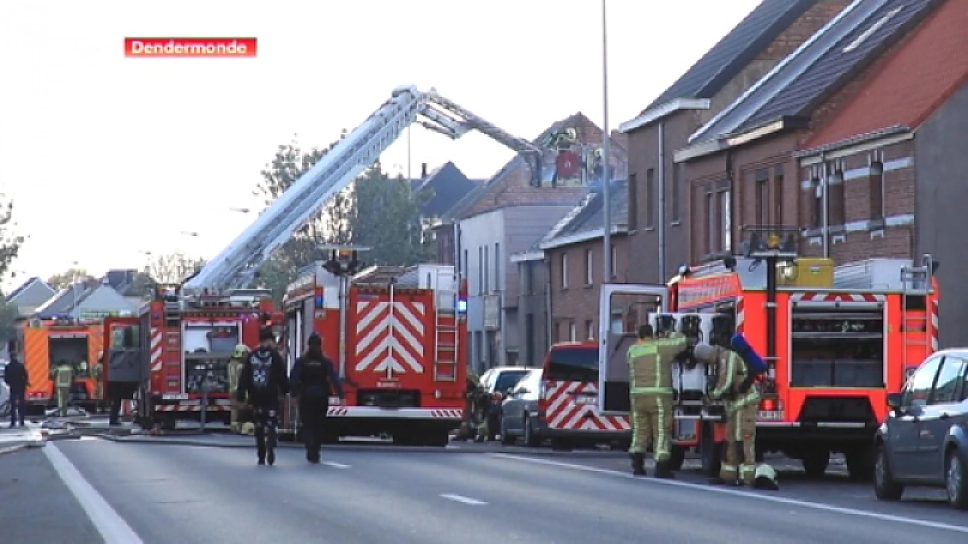 Huurwoning volledig uitgebrand in Dendermonde