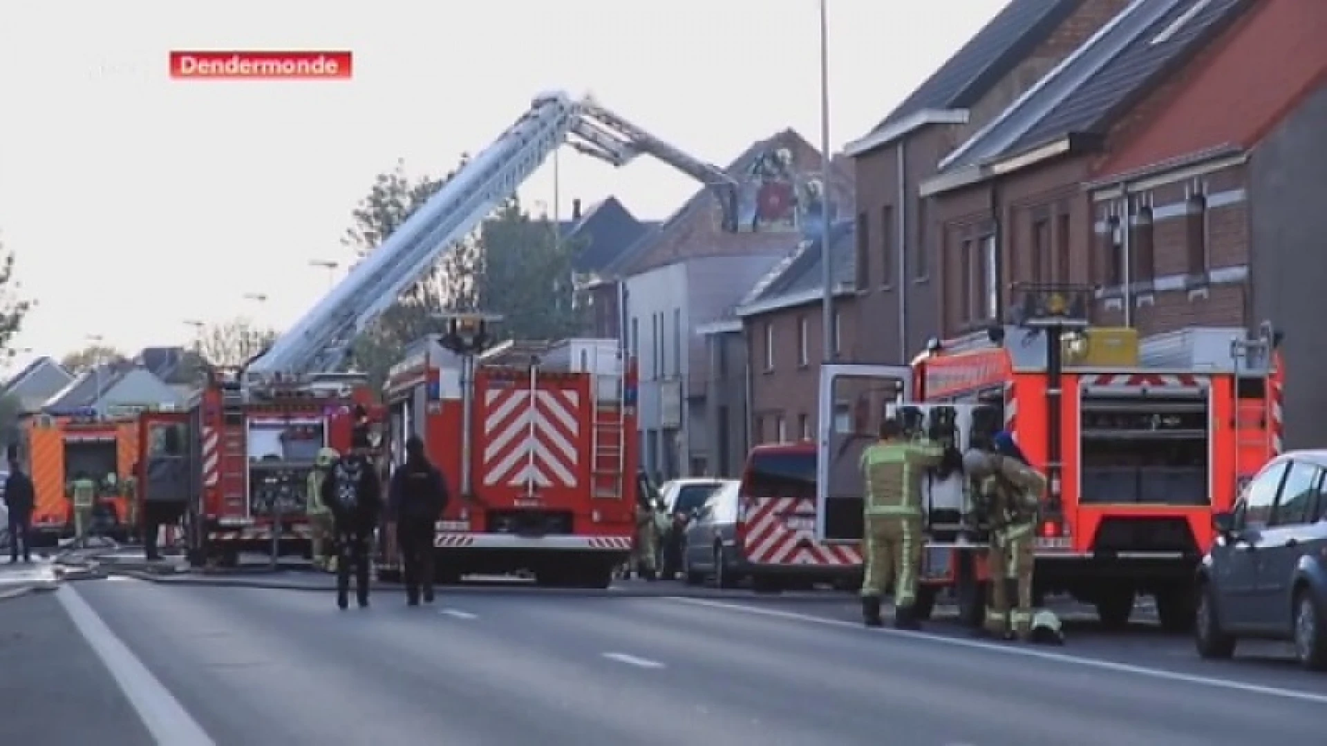 Huurwoning volledig uitgebrand in Dendermonde