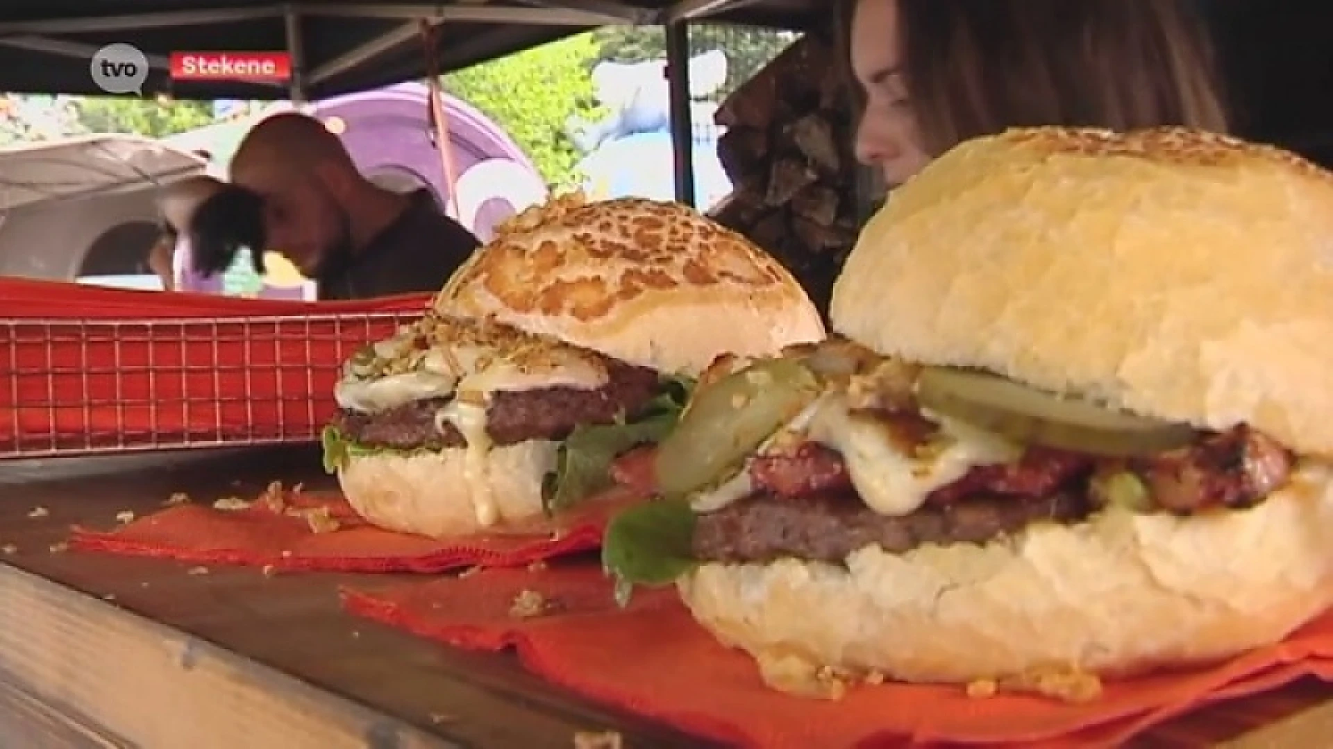 Proeven van de wereldkeuken op Feria Del Gusto in Stekene