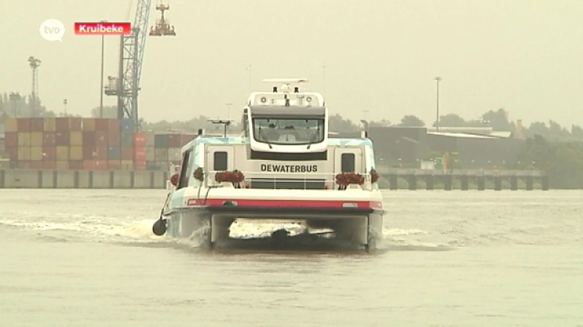 Ticketje waterbus kost drie euro