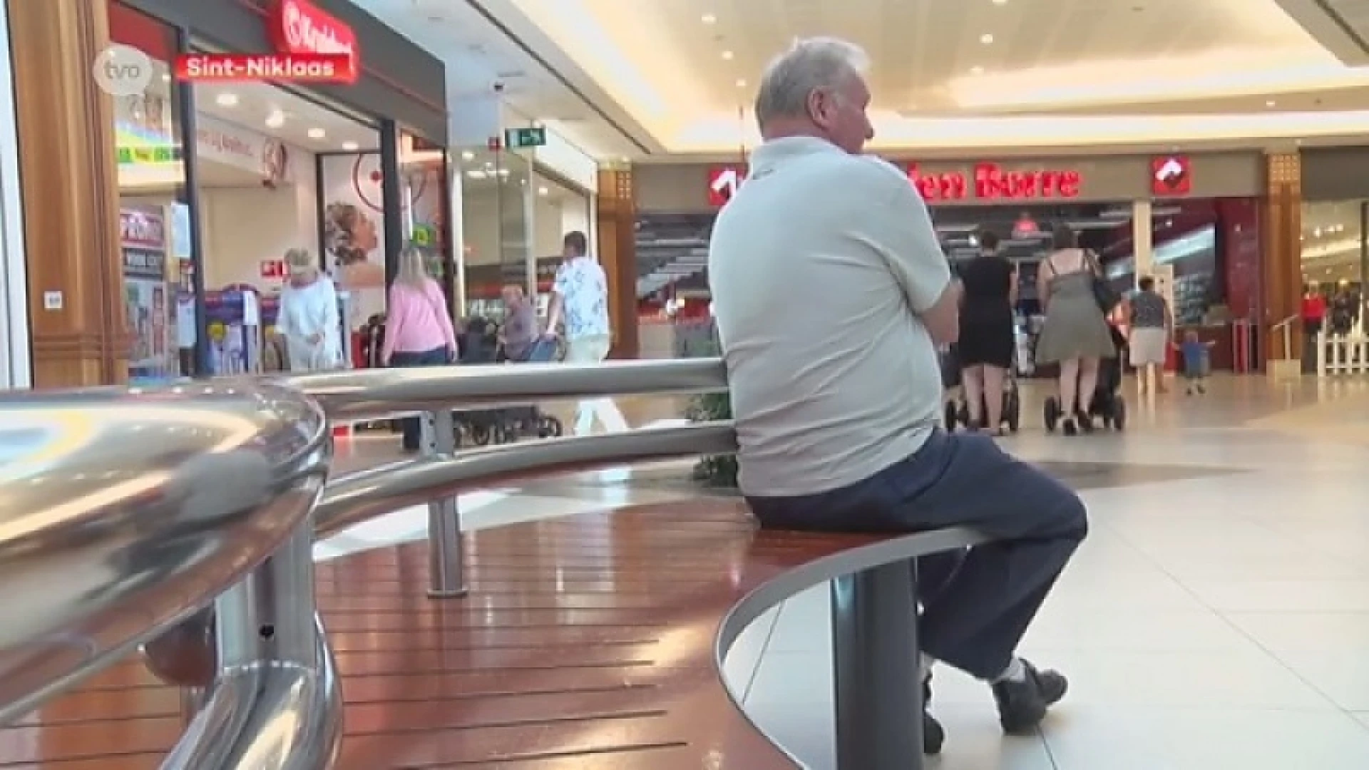 Rustige laatste koopjesdag in Waasland Shopping Center