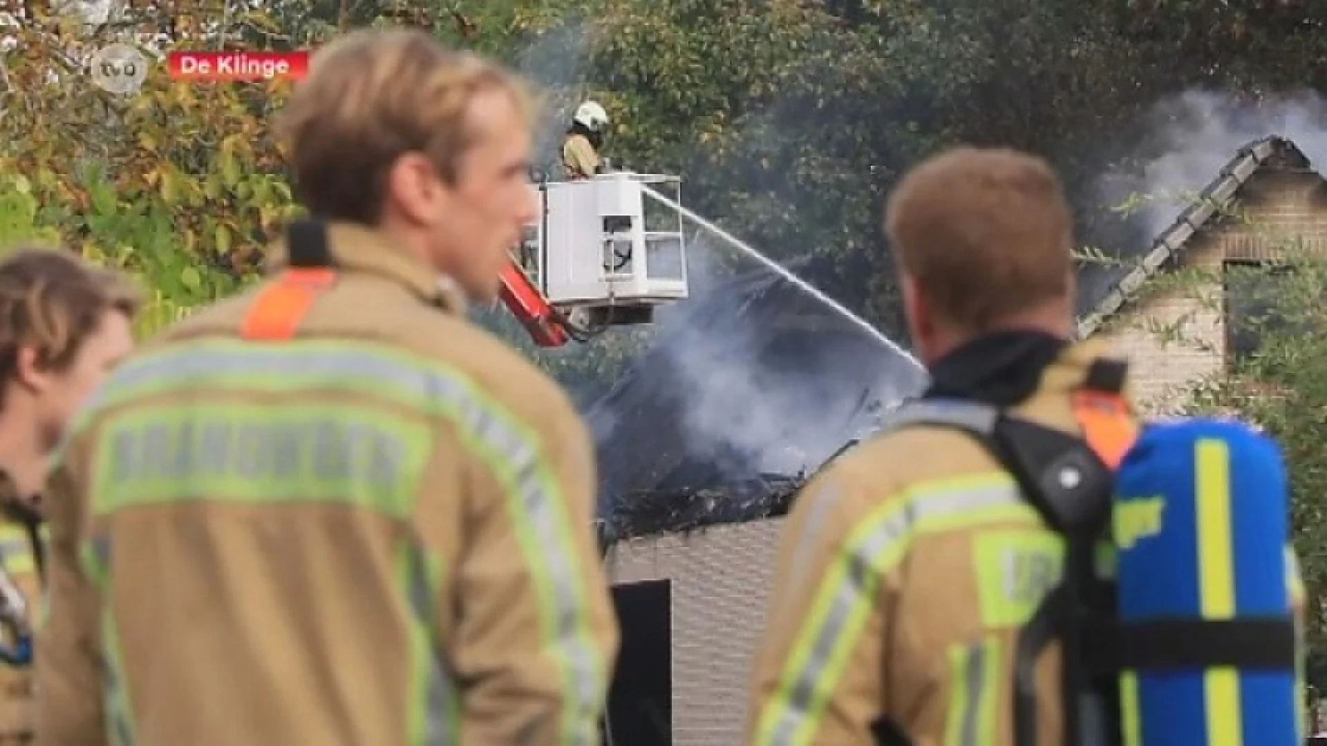 Uitslaande brand vernielt garage en werkruimte in De Klinge