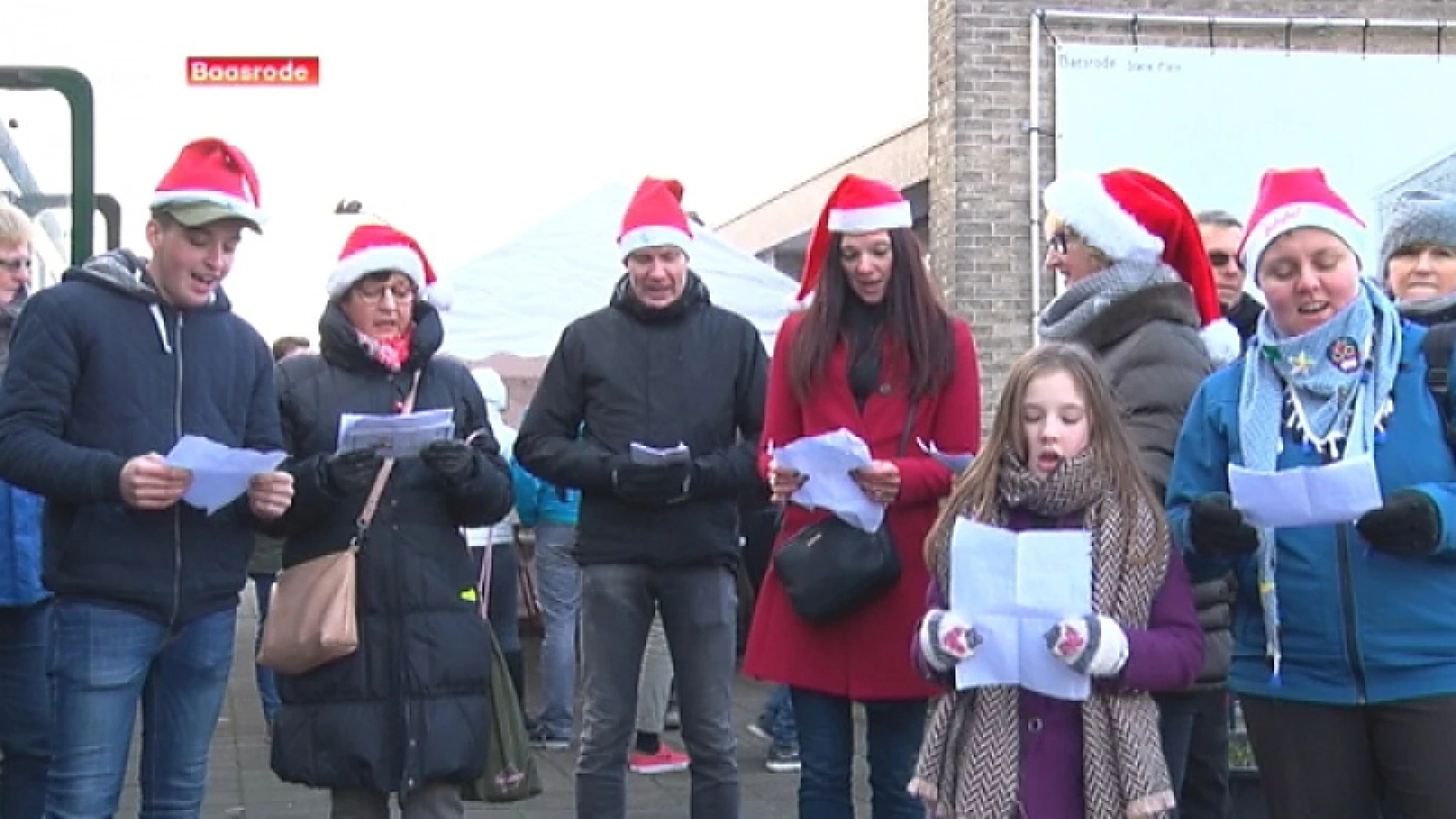 Kerststallentocht in Baasrode brengt mensen tesamen