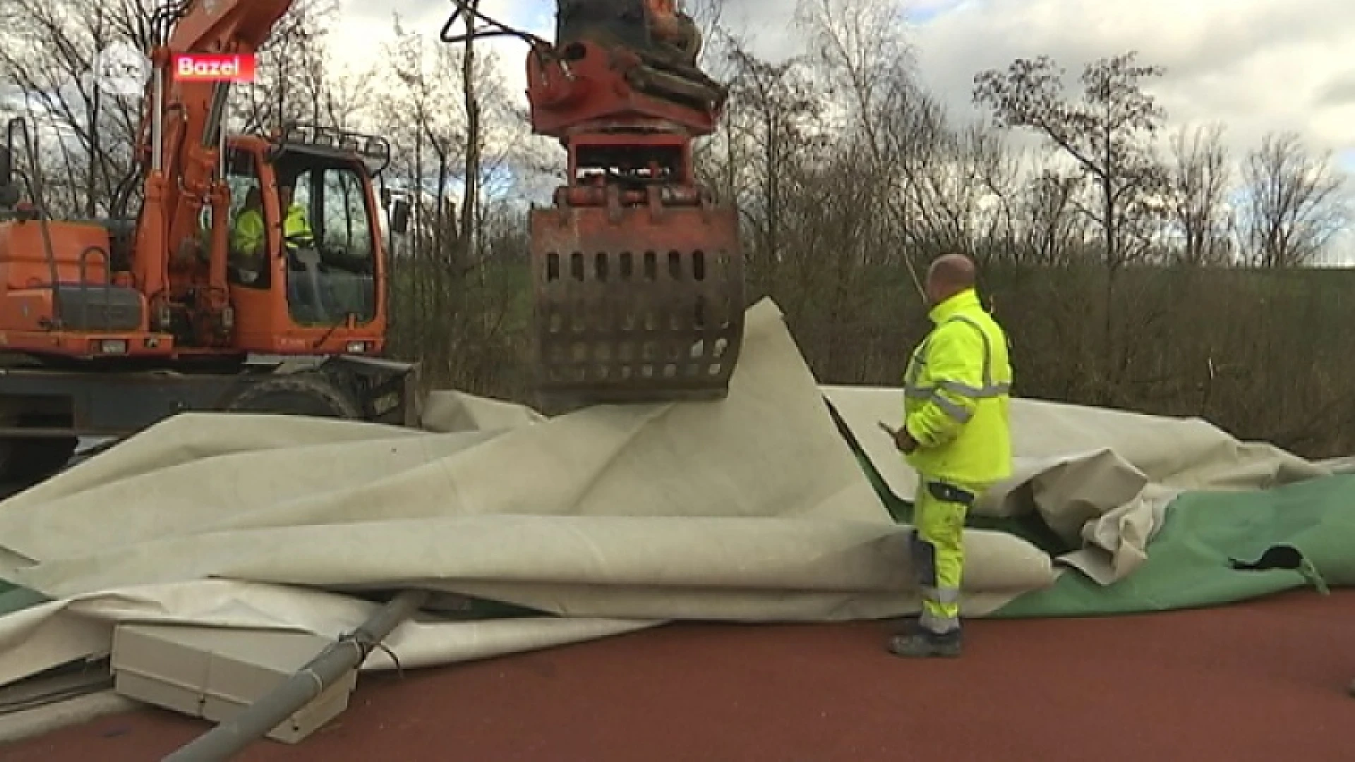 Luchtdraaghal van sportclubs in Bazel gescheurd door storm