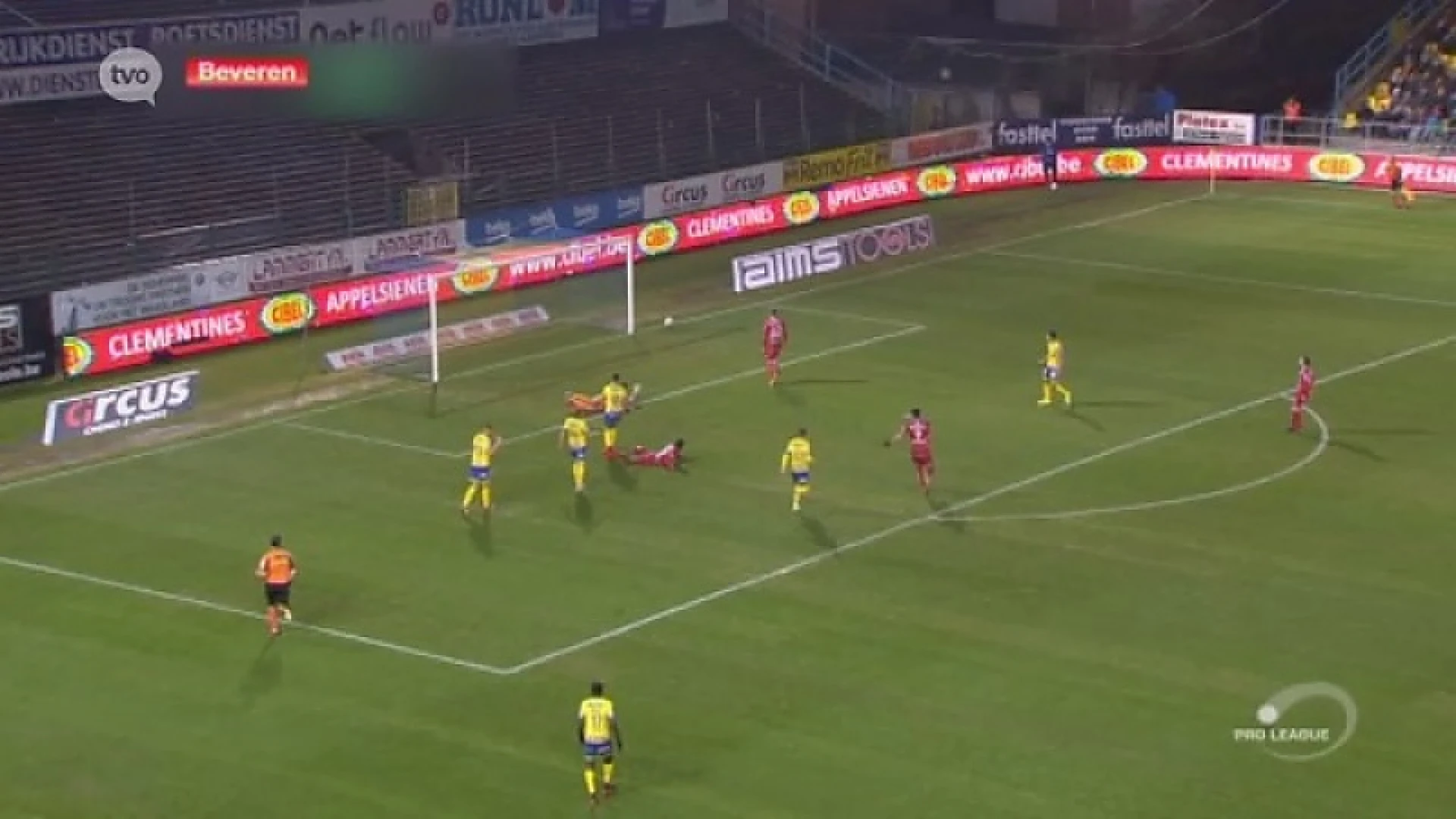 Heerlijke voetbalavond levert Waasland-Beveren 1 punt op