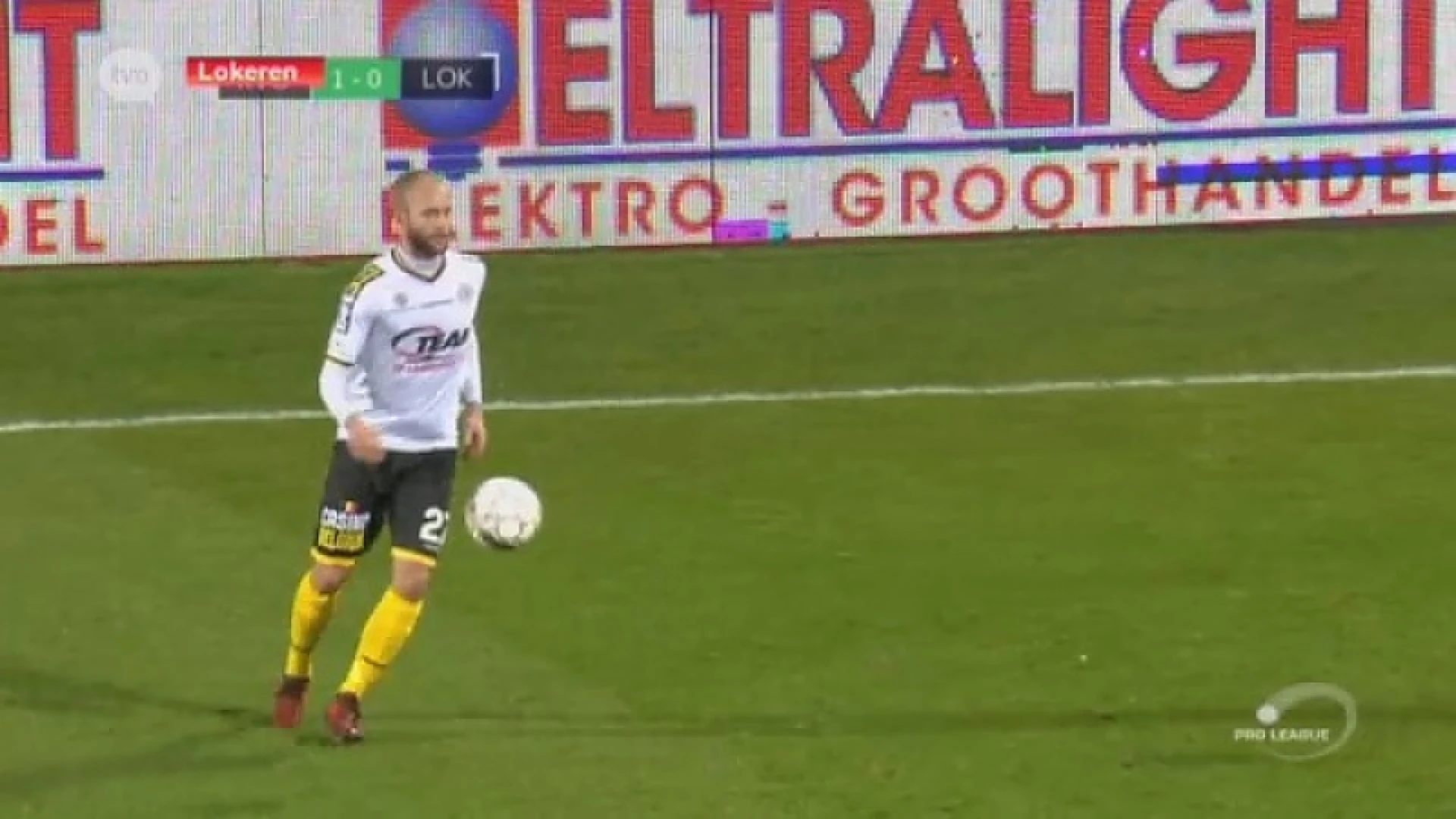 Sporting Lokeren boekt belangrijke overwinning tegen Oostende