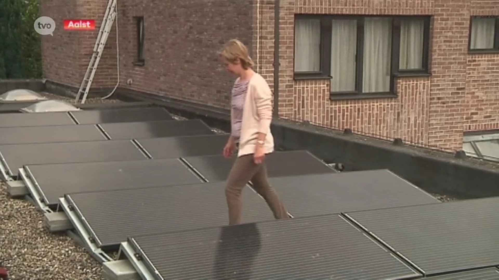 Uniek project: Parochianen laten zelf zonnepanelen op Sint-Pauluskerk Aalst leggen