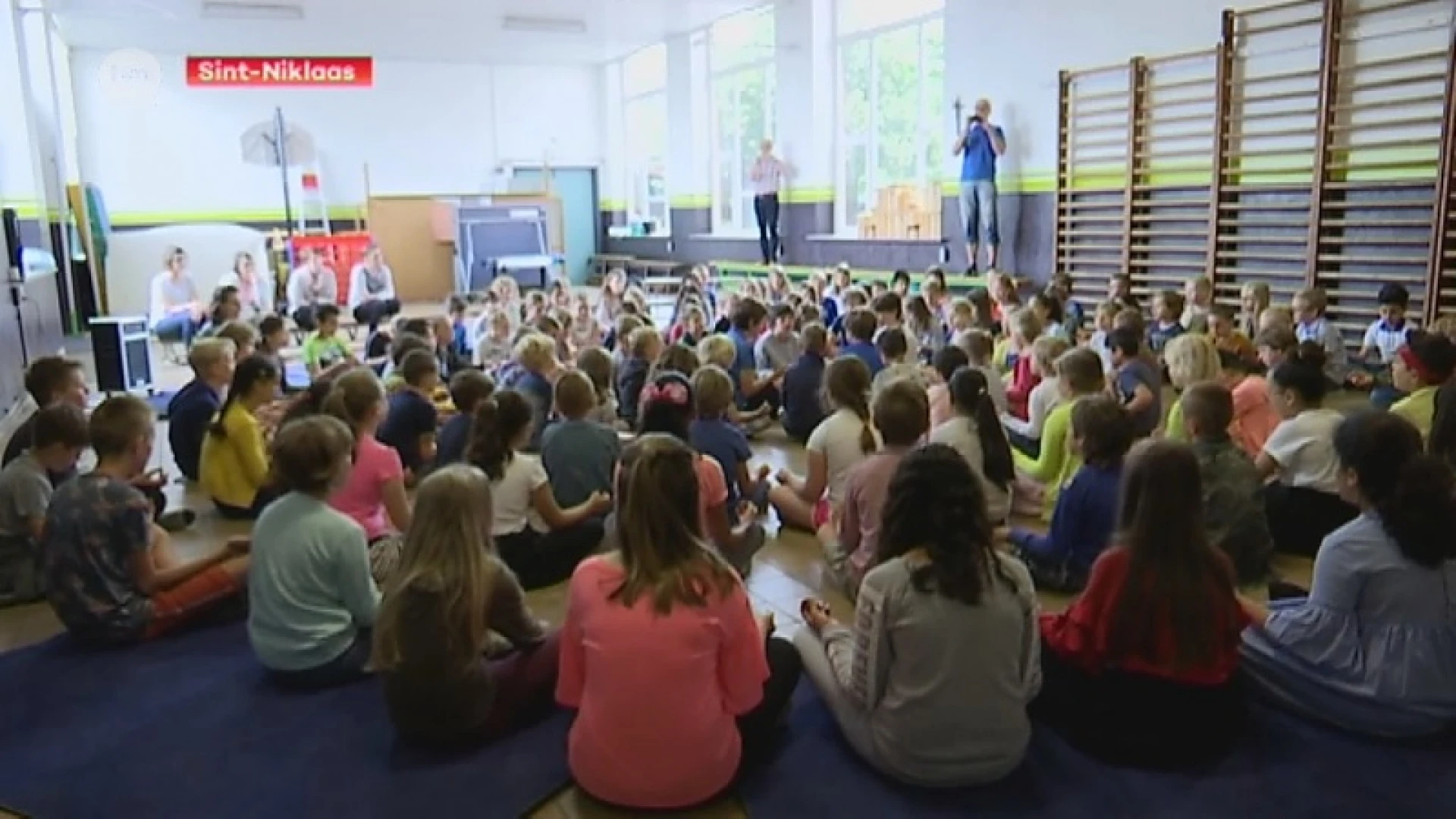 Experiment "mantrazingen" in basisschool
