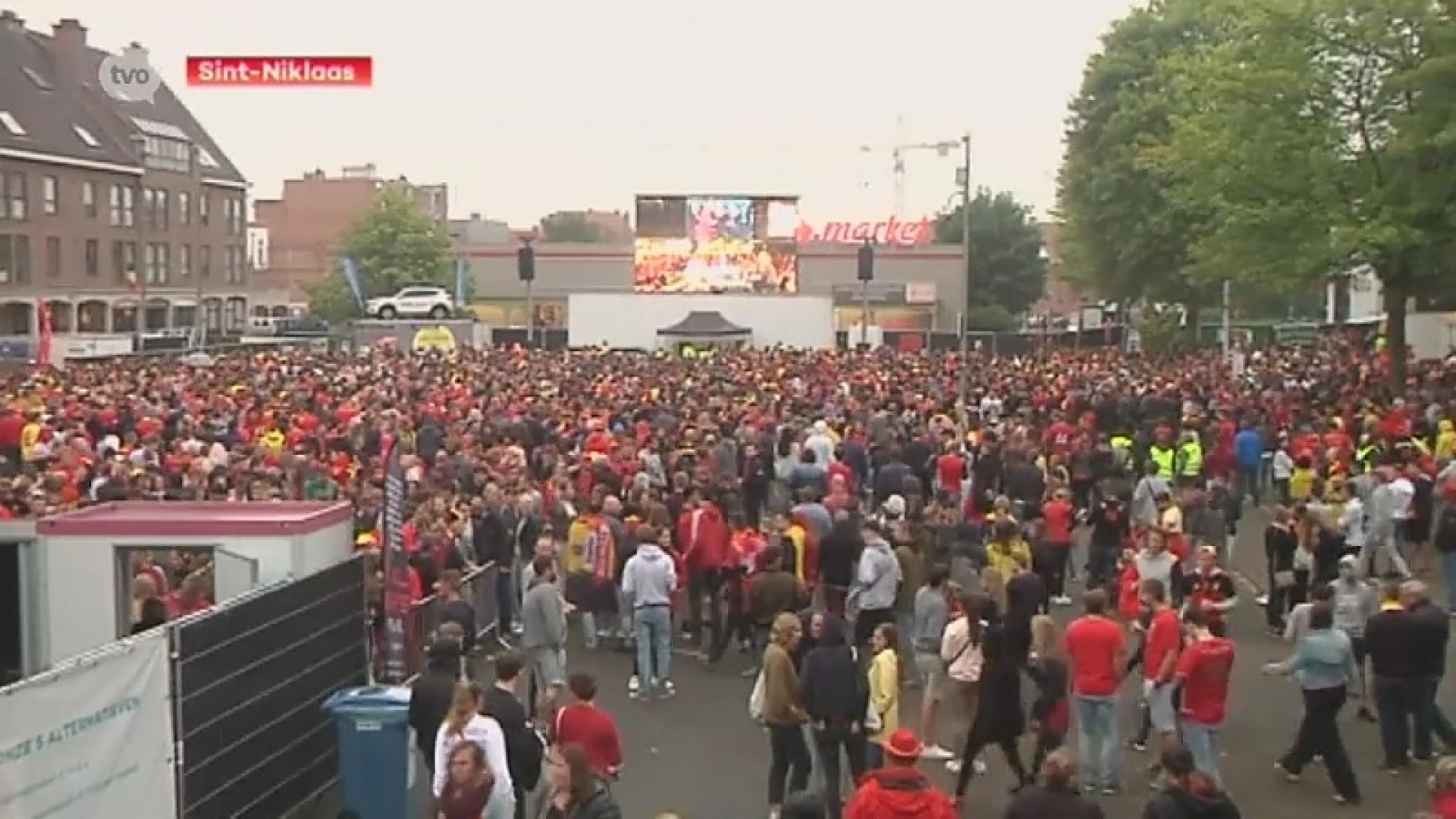 Meer dan 8.000 supporters ontgoocheld terug naar huis vanop Heymanplein