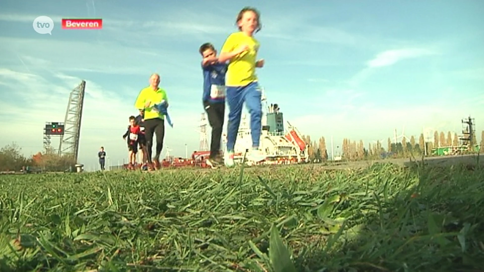 Waaslandhaven geeft z'n mooiste troeven prijs tijdens Havenlandrun & Walk