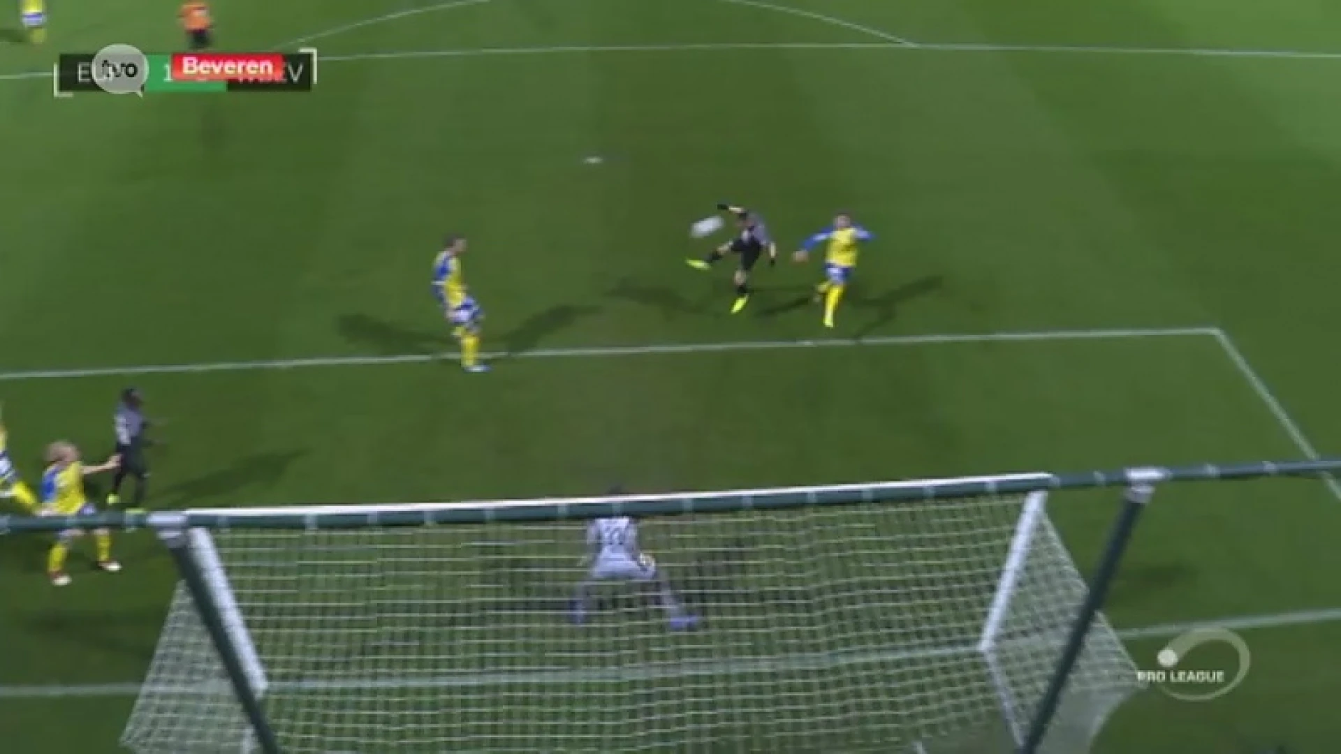 Hoofdafbeelding voor artikel Hopeloos Waasland-Beveren…