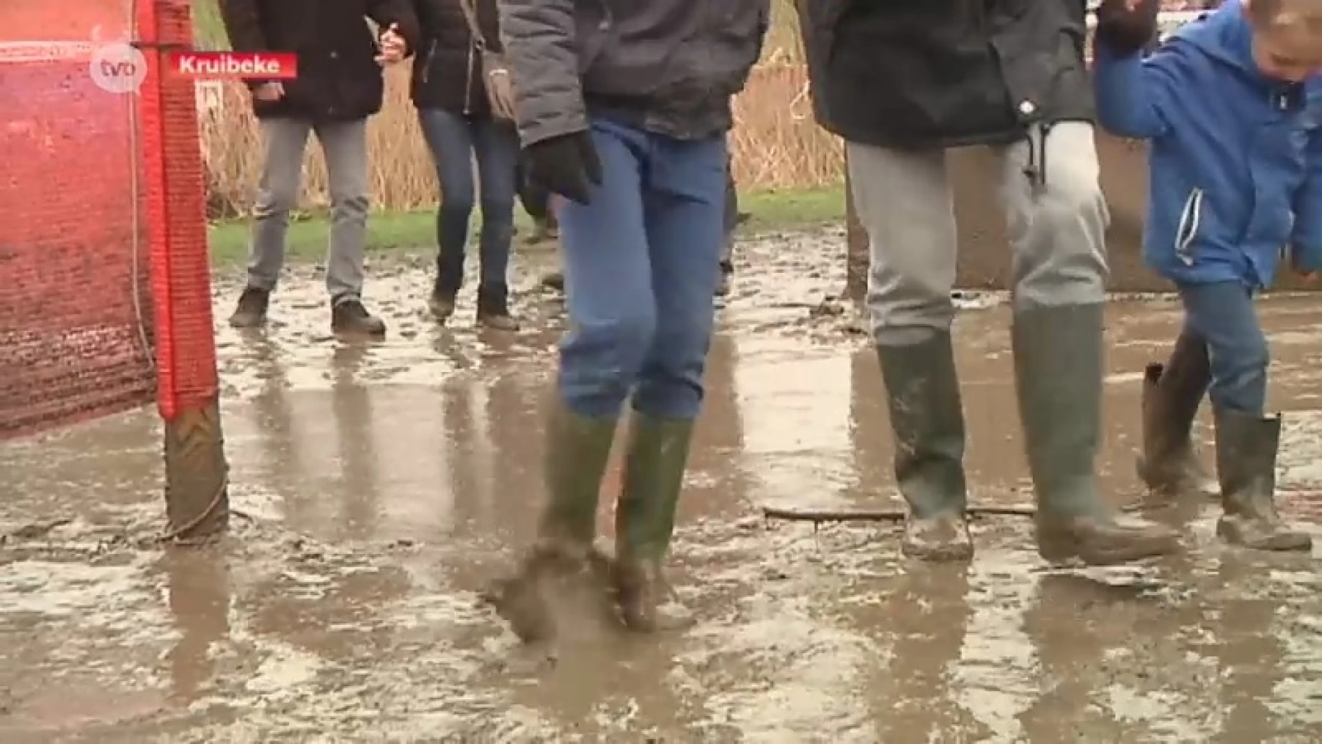 Ongezien ''mudfest'' tijden BK in Kruibeke