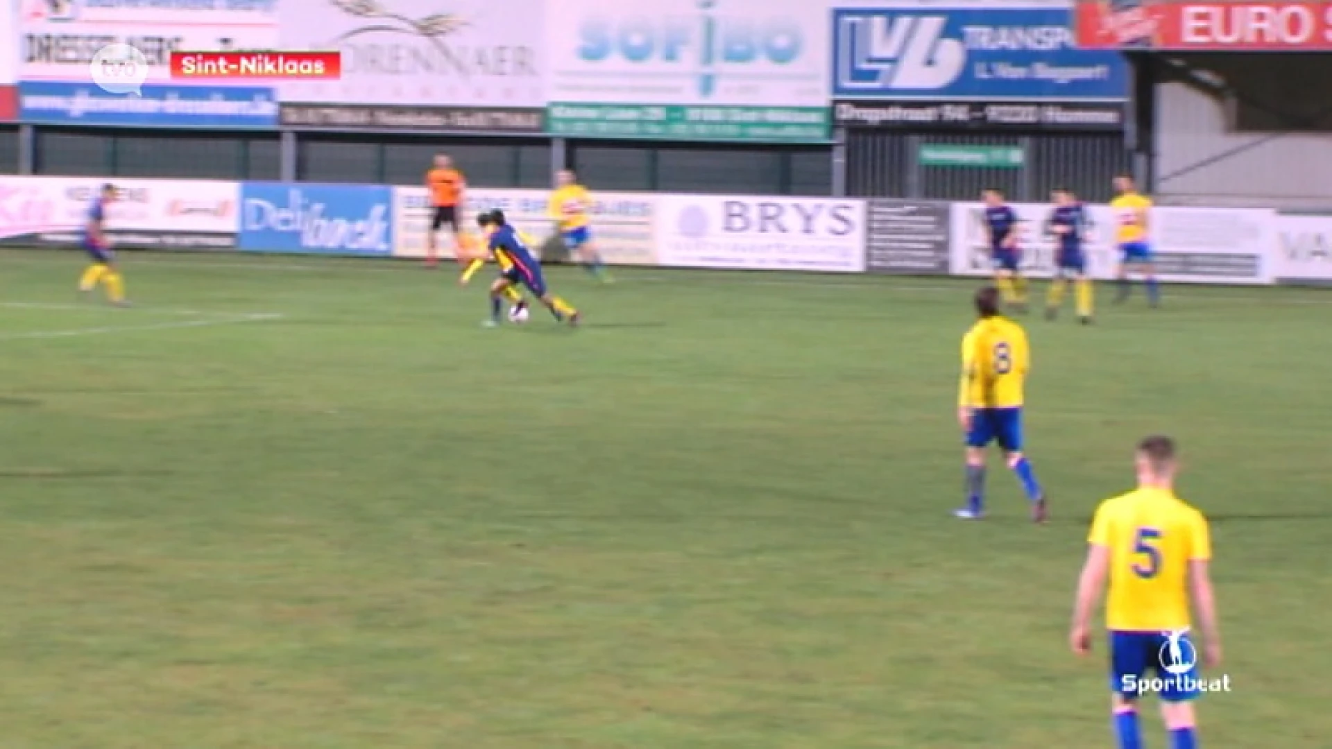 Hoofdafbeelding voor artikel Doelpuntenfestijn op SKN Sint-Niklaas:…