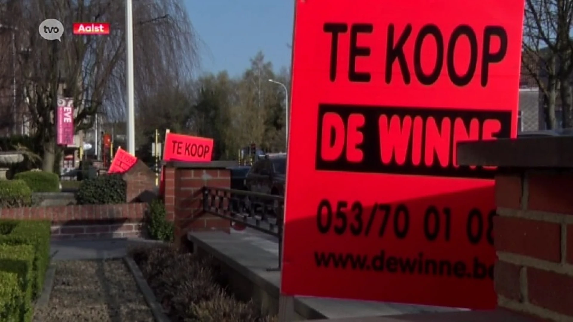1 april! Aalsters immokantoor zet de hele straat te koop