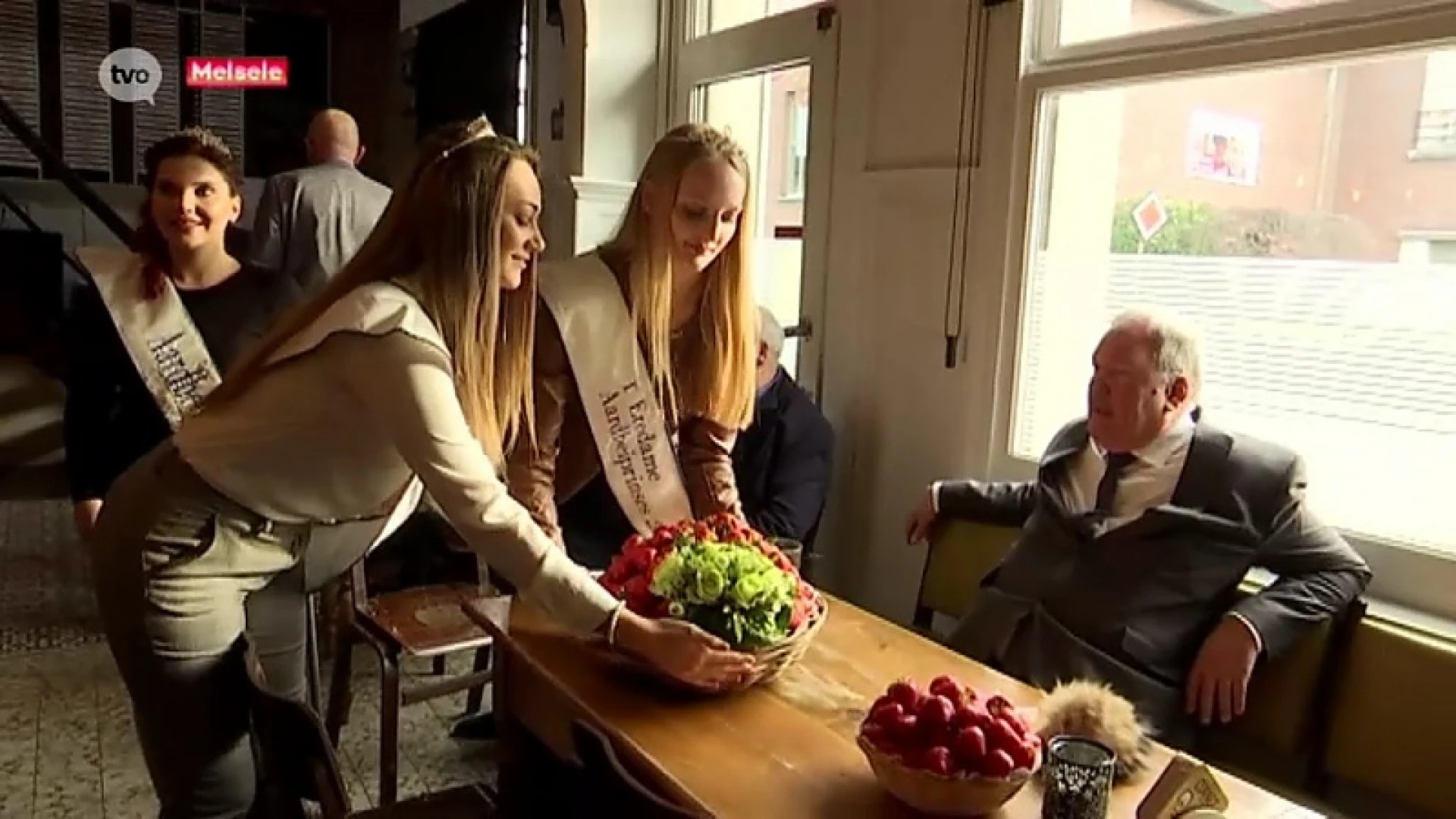 Eerste aardbeien uit Melsele naar het koninklijk paleis