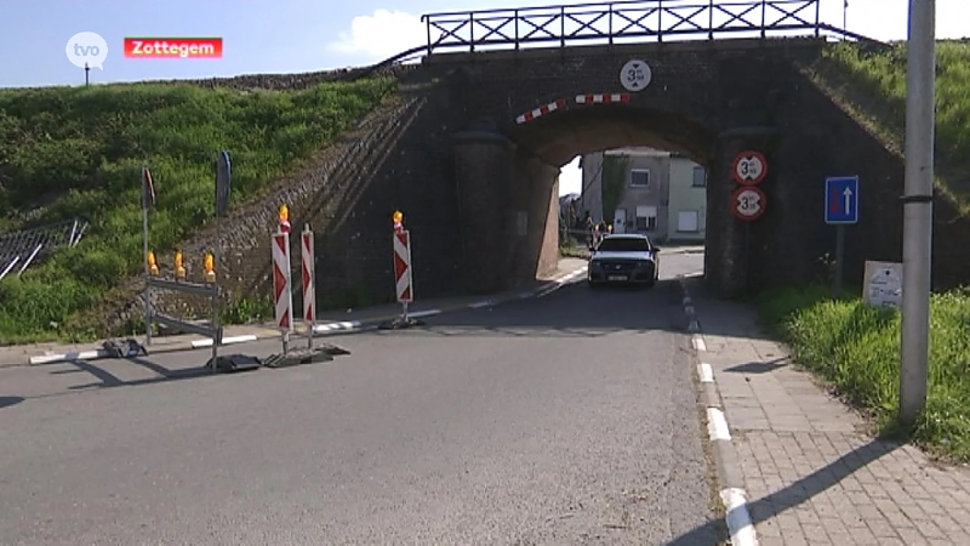 Zottegem: Chauffeurs negeren massaal éénrichtingsverkeer aan tunnelwerken