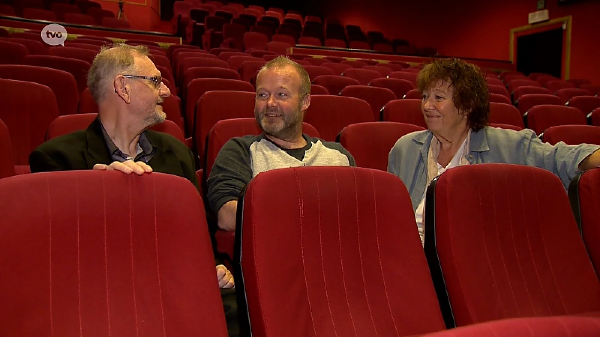 In De Buurt - De grootste fans van het Echt Antwaarps Theater