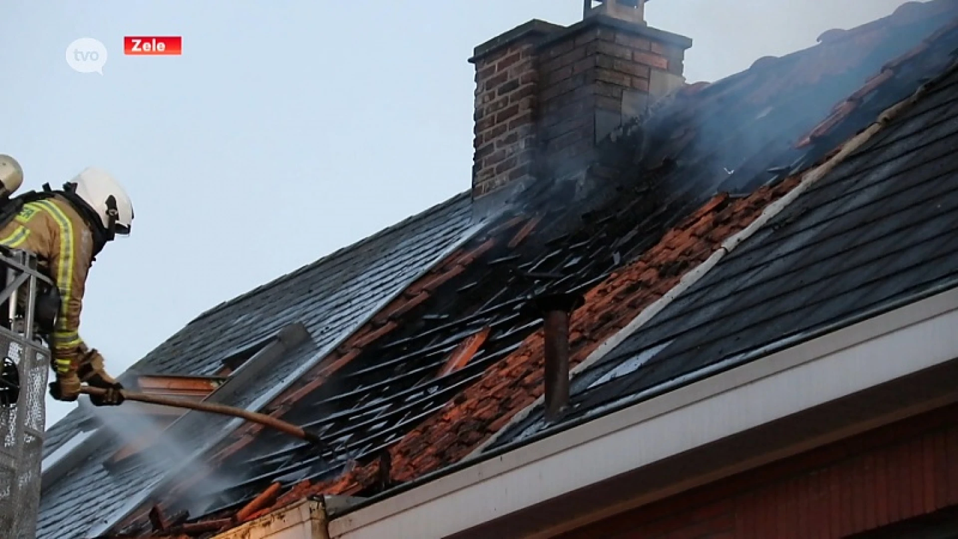 Zele: woning volledig vernield, bewoners opgevangen in noodwoning