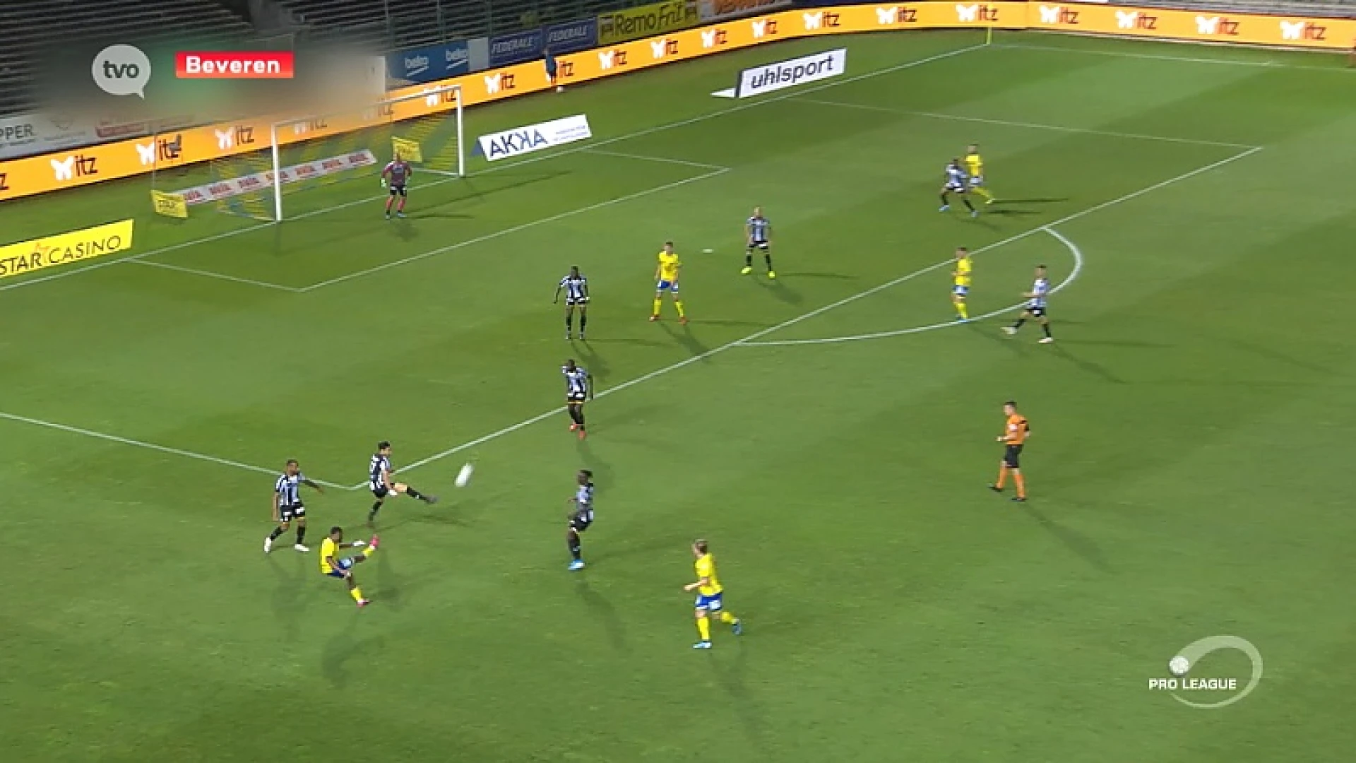 Waasland-Beveren speelt beste wedstrijd van het seizoen, maar verliest met 0-4