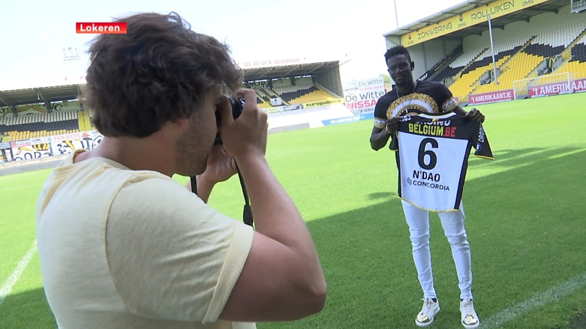 Lokerenspeler N'Dao verliest beide ouders in enkele uren tijd