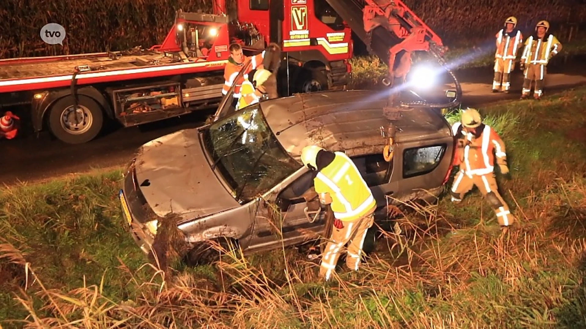 Vier Roemenen crashen op E34