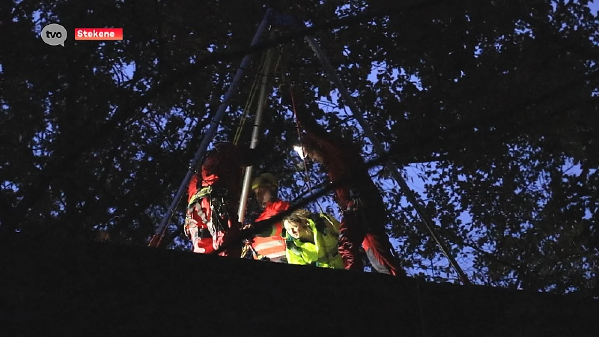 Spectaculaire redding van slachtoffer uit oude kleiput in Stekene