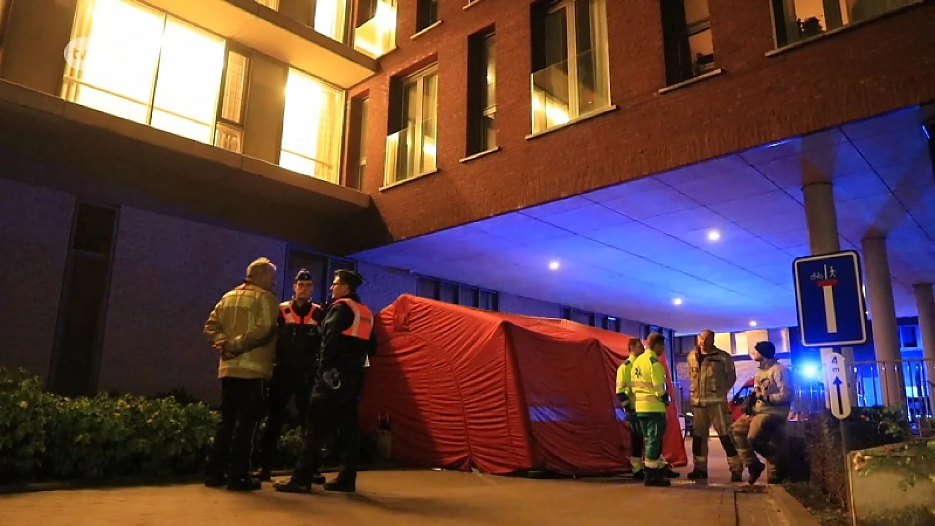 Man van 90 valt uit raam van rusthuis en overleeft de klap niet