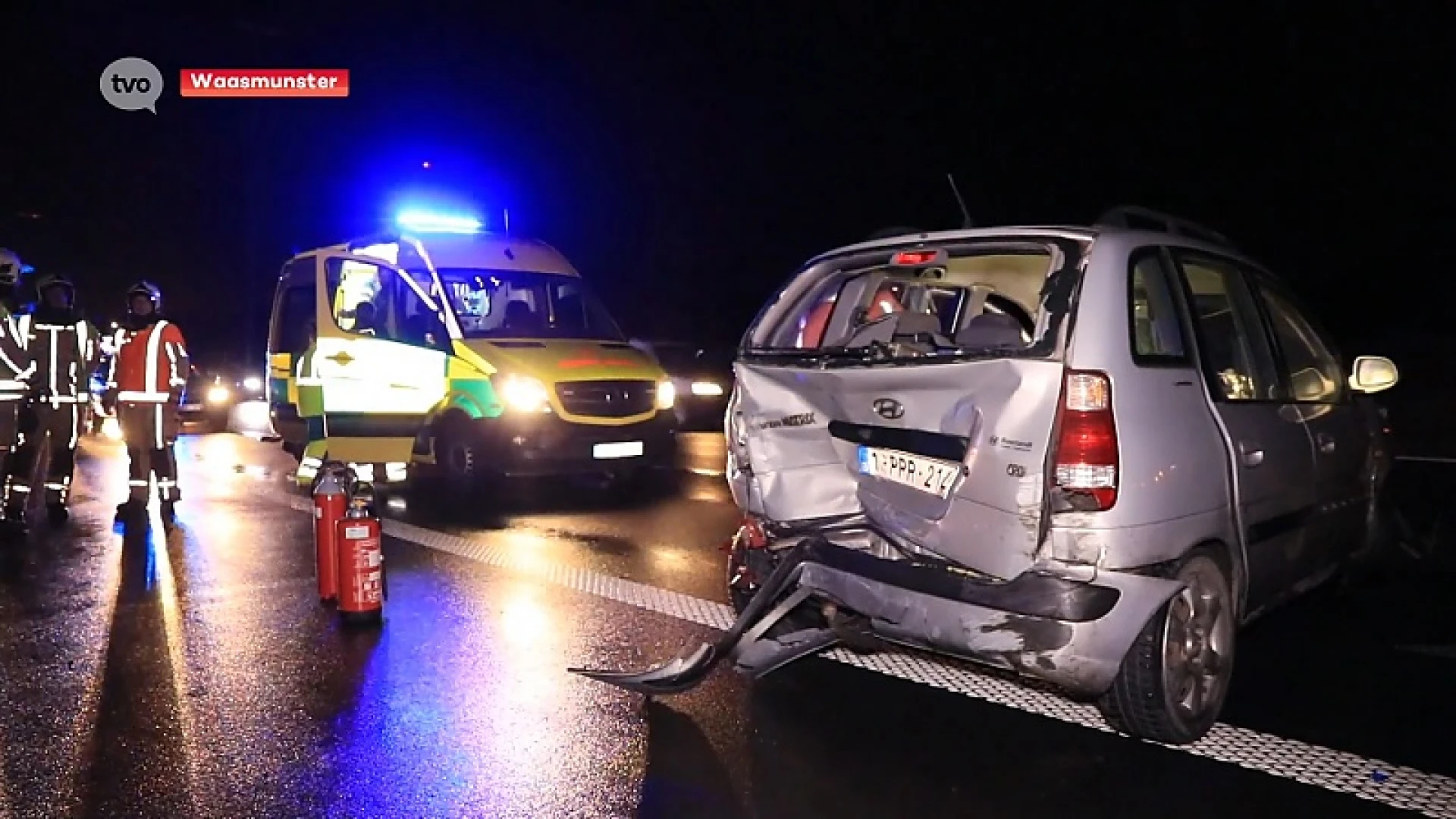 Vrouw zwaargewond na aanrijding op E17 in Waasmunster