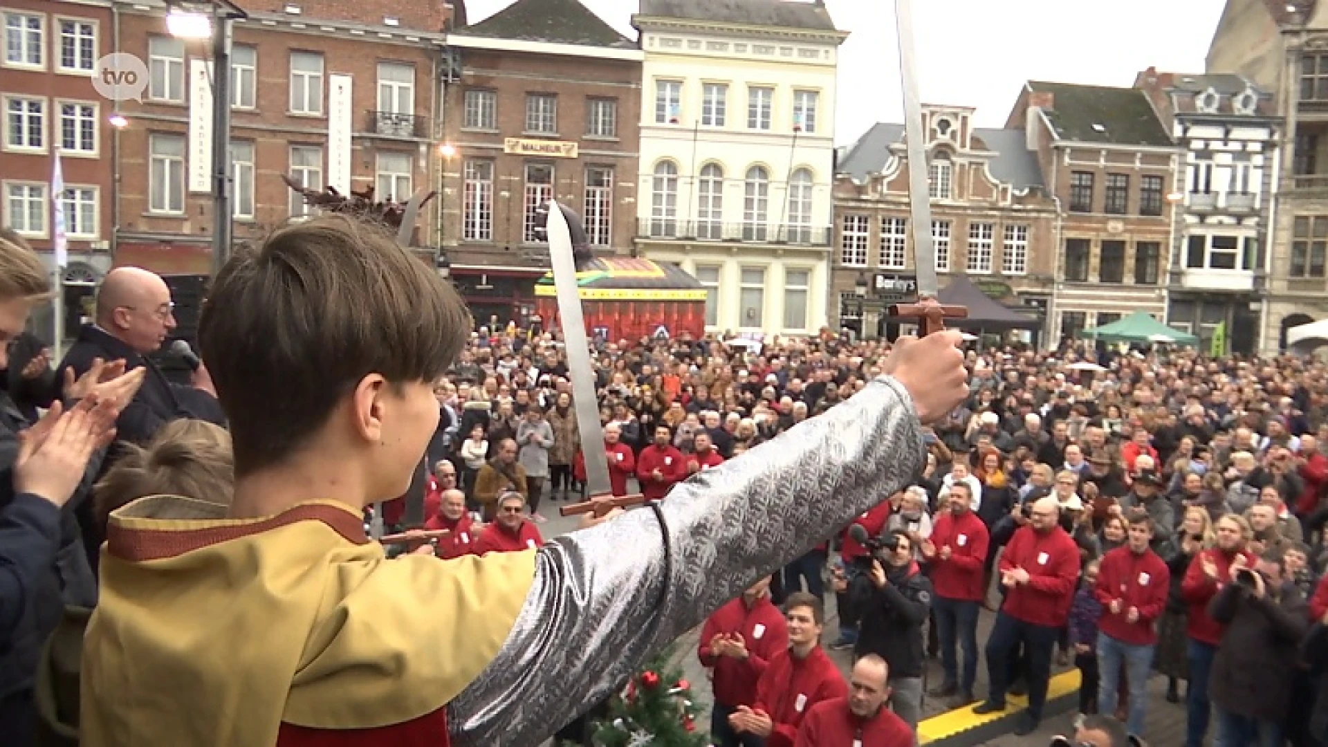 Dendermondenaren sluiten nieuwe Vier Heemskinderen in hun hart